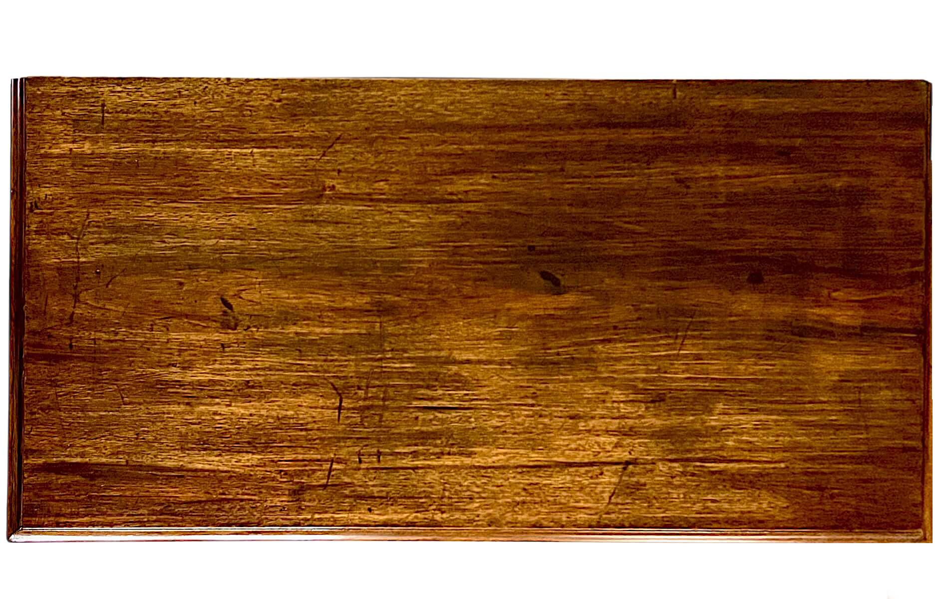 XVIII secolo Grande cassettiera georgiana inglese in mogano Chippendale, 1760 circa in vendita