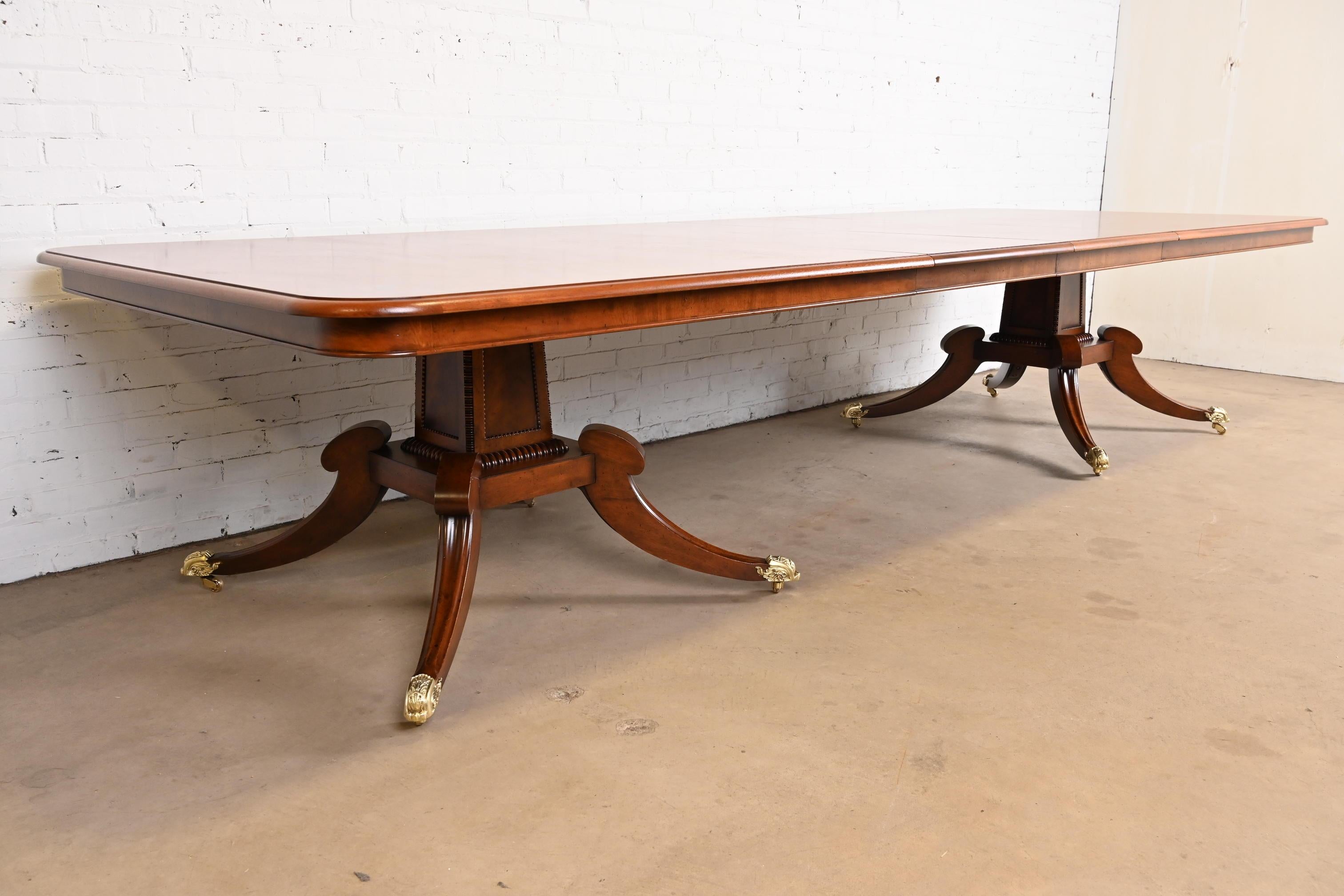 English Georgian Double Pedestal Dining Table by Restall Brown & Clennell For Sale 1