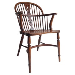 Antique English Georgian Elm Windsor Armchair Double Bow Spindle Back, 1900s