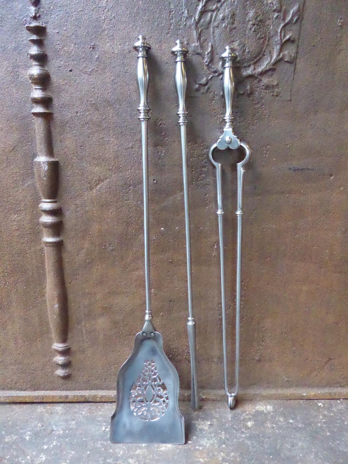 Exquisite polished steel set of three Georgian fireplace tools. With a shaped and finely pierced and cut shovel, 18th-19th century. The fire tool set is in a good condition and is fully functional.








                