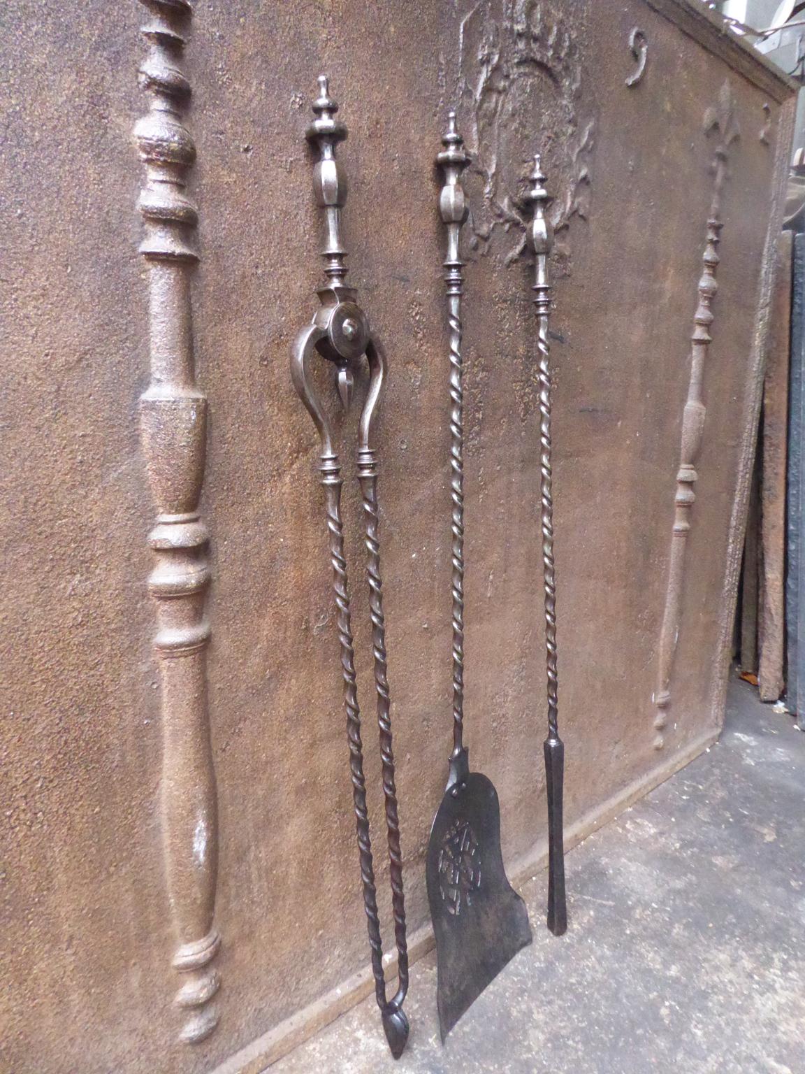 British English Georgian Fireplace Tool Set or Fire Irons, 18th-19th Century For Sale