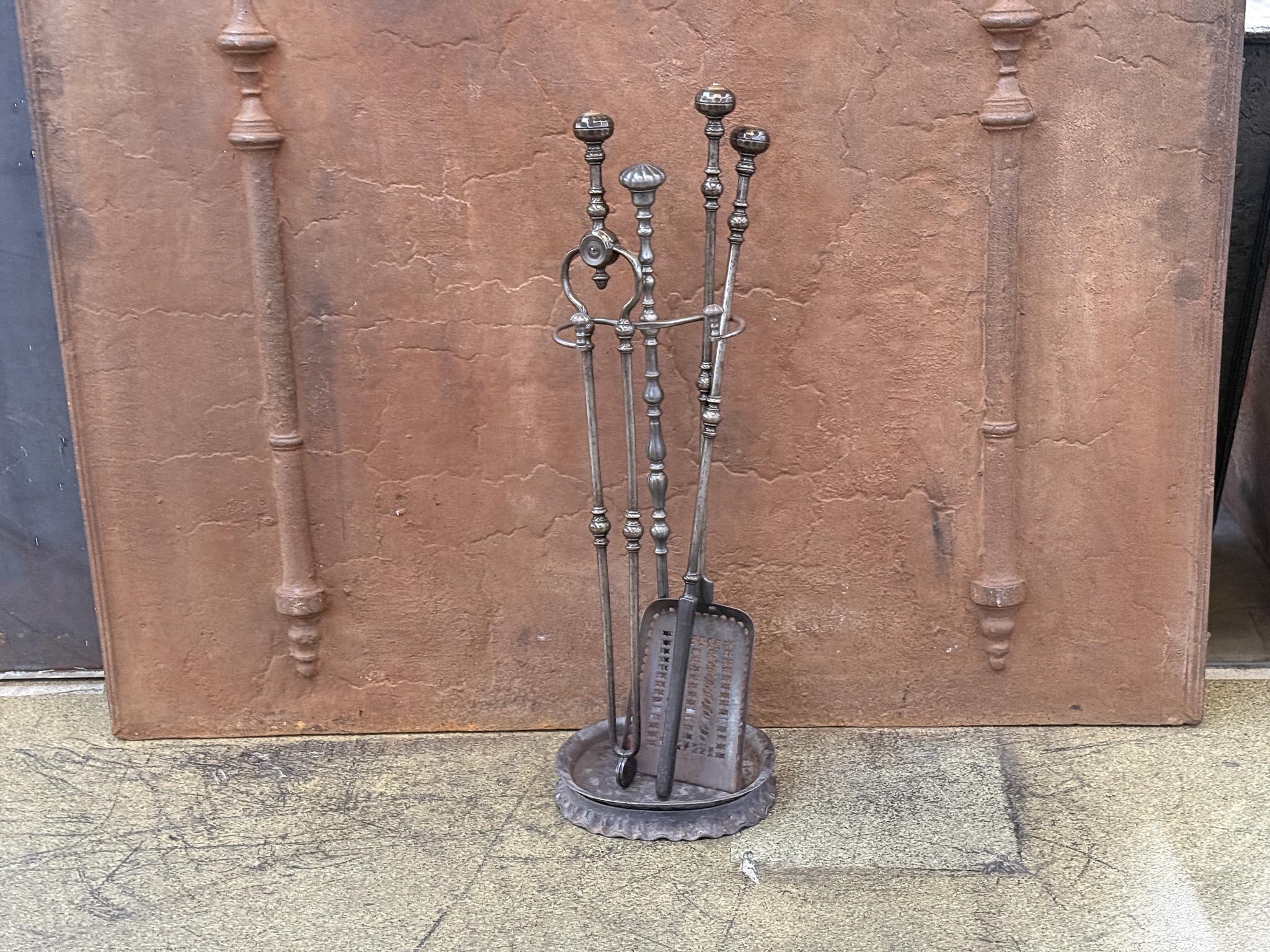 Brass English Georgian Fireplace Tool Set or Fire Irons, Early 19th Century, Neoclassi