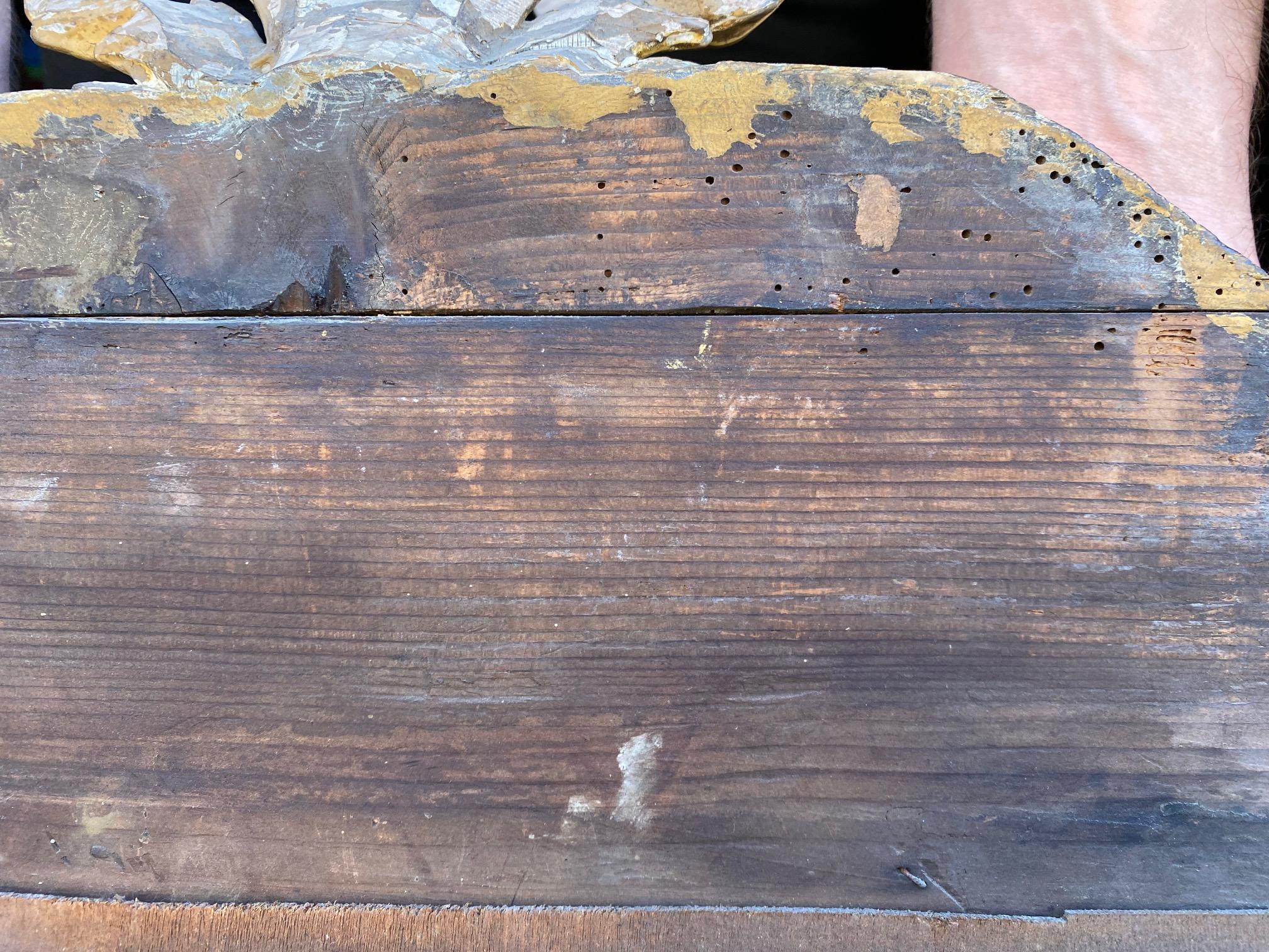 Inglés Georgiano  Espejo sobre repisa de madera dorada en venta 7