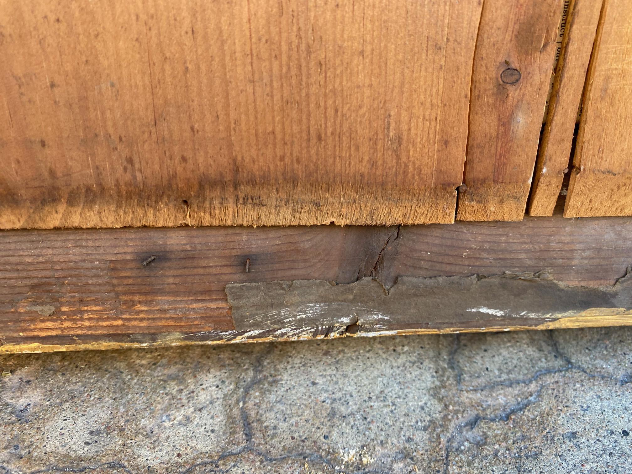 Inglés Georgiano  Espejo sobre repisa de madera dorada en venta 10