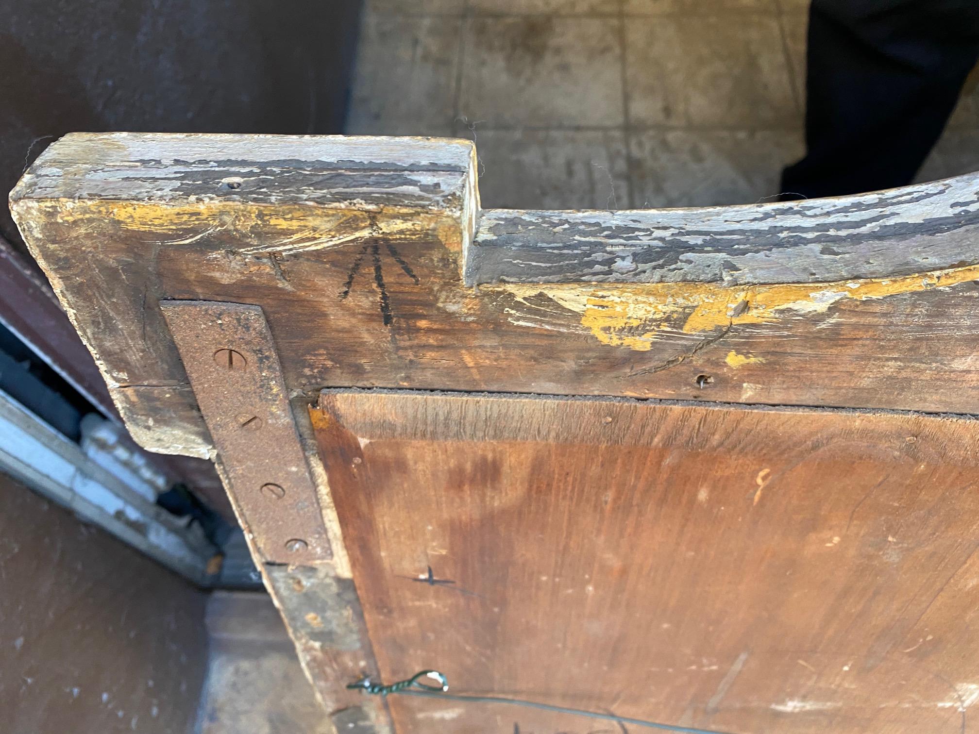 Inglés Georgiano  Espejo sobre repisa de madera dorada en venta 12