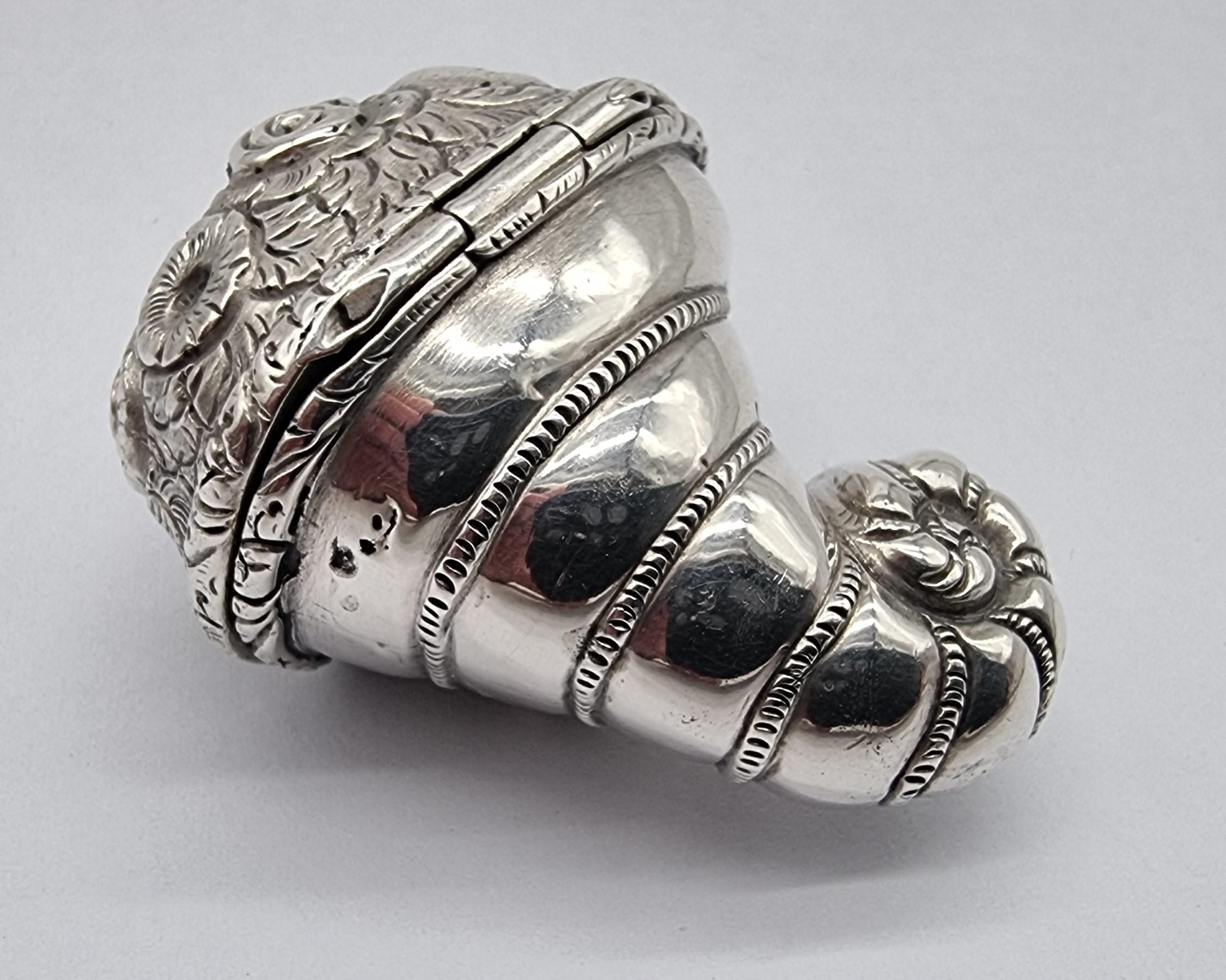 19th Century English Georgian hallmarked silver vinaigrette modelled as cornucopia circa 1820