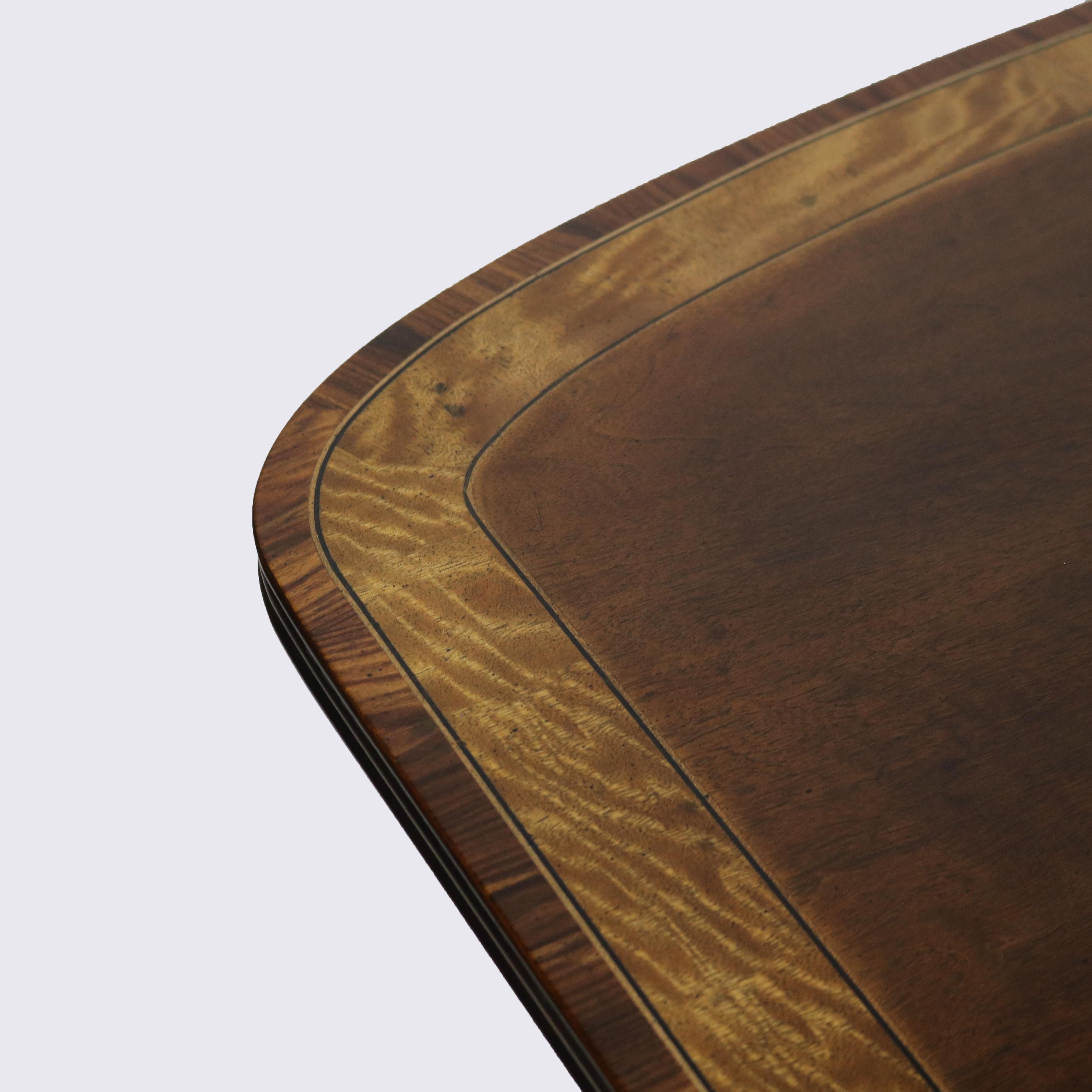 English Georgian Henkel Harris Style Cross-Banded Mahogany Pedestal Dining Table 4