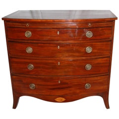 Commode à fronton en acajou d'époque géorgienne anglaise Hepplewhite avec glissière de dressage