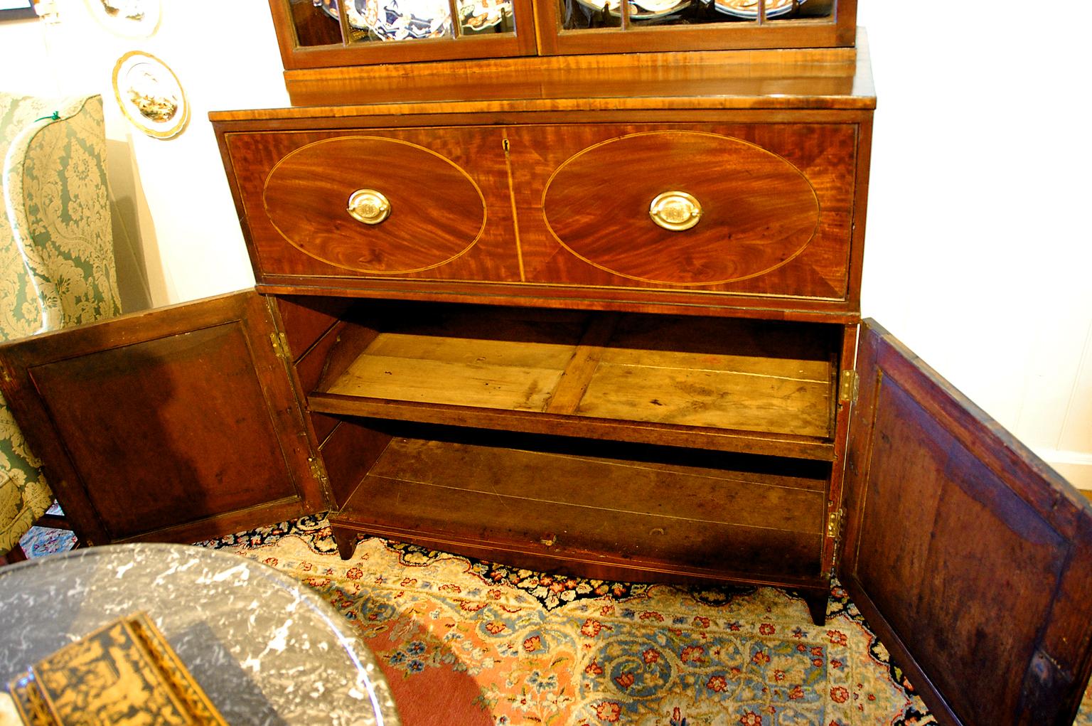 English Georgian Hepplewhite Period Secretaire Bookcase, Glazed Doors, Mahogany In Good Condition In Wells, ME