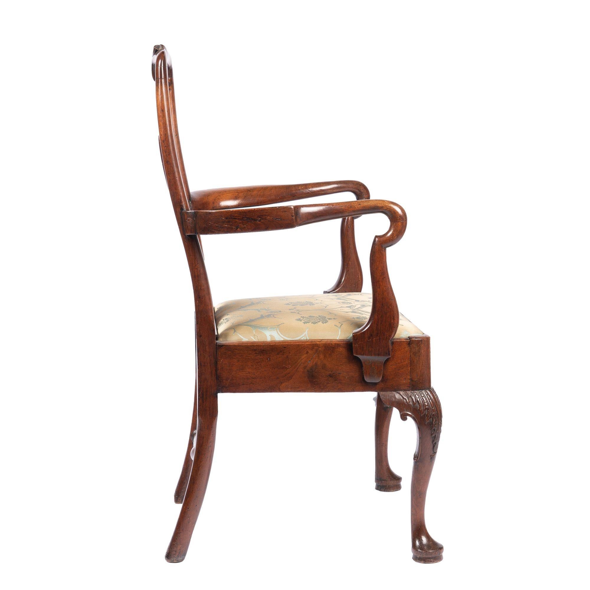 English Georgian Mahogany Armchair with Upholstered Slip Seat, c. 1720 For Sale 1