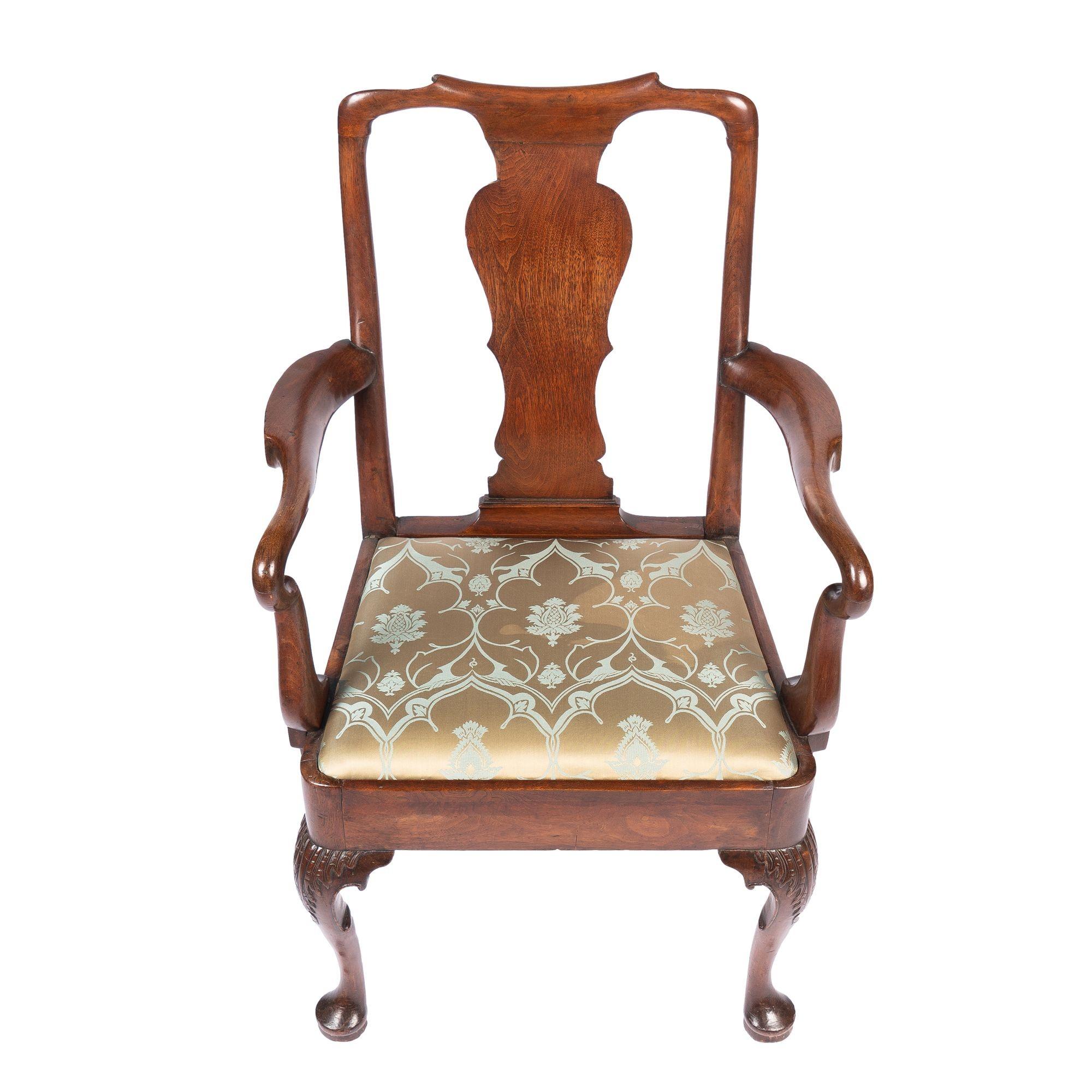 English Georgian Mahogany Armchair with Upholstered Slip Seat, c. 1720 For Sale 3
