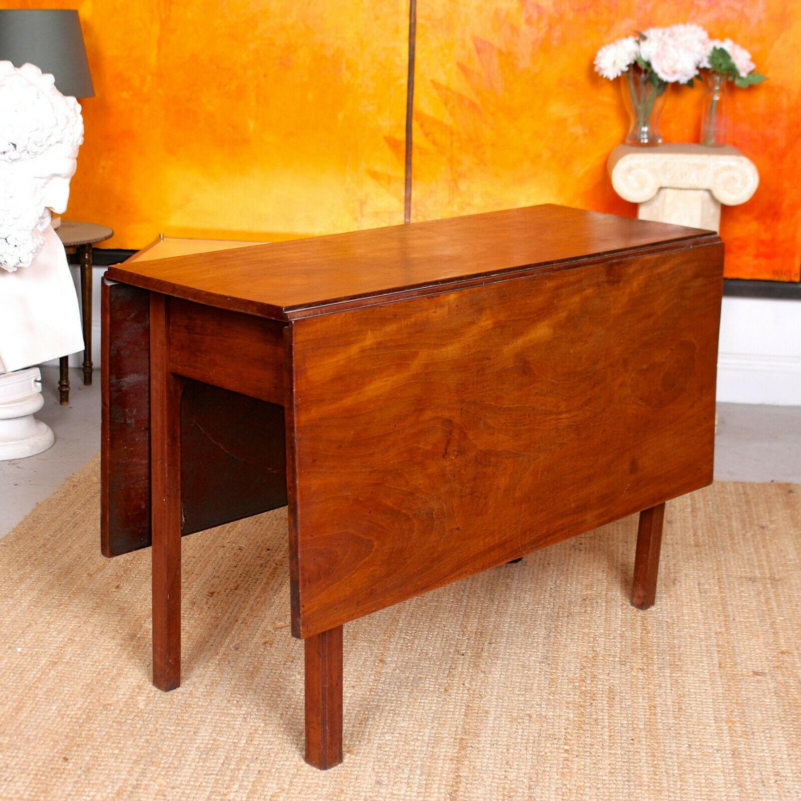English Georgian Mahogany Gateleg Dining Table George IV Drop Leaf In Good Condition For Sale In Newcastle upon Tyne, GB
