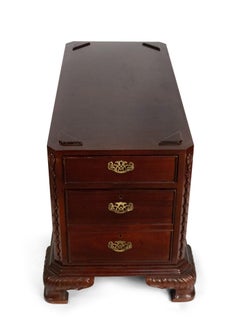 English Georgian Mahogany Kneehole Desk