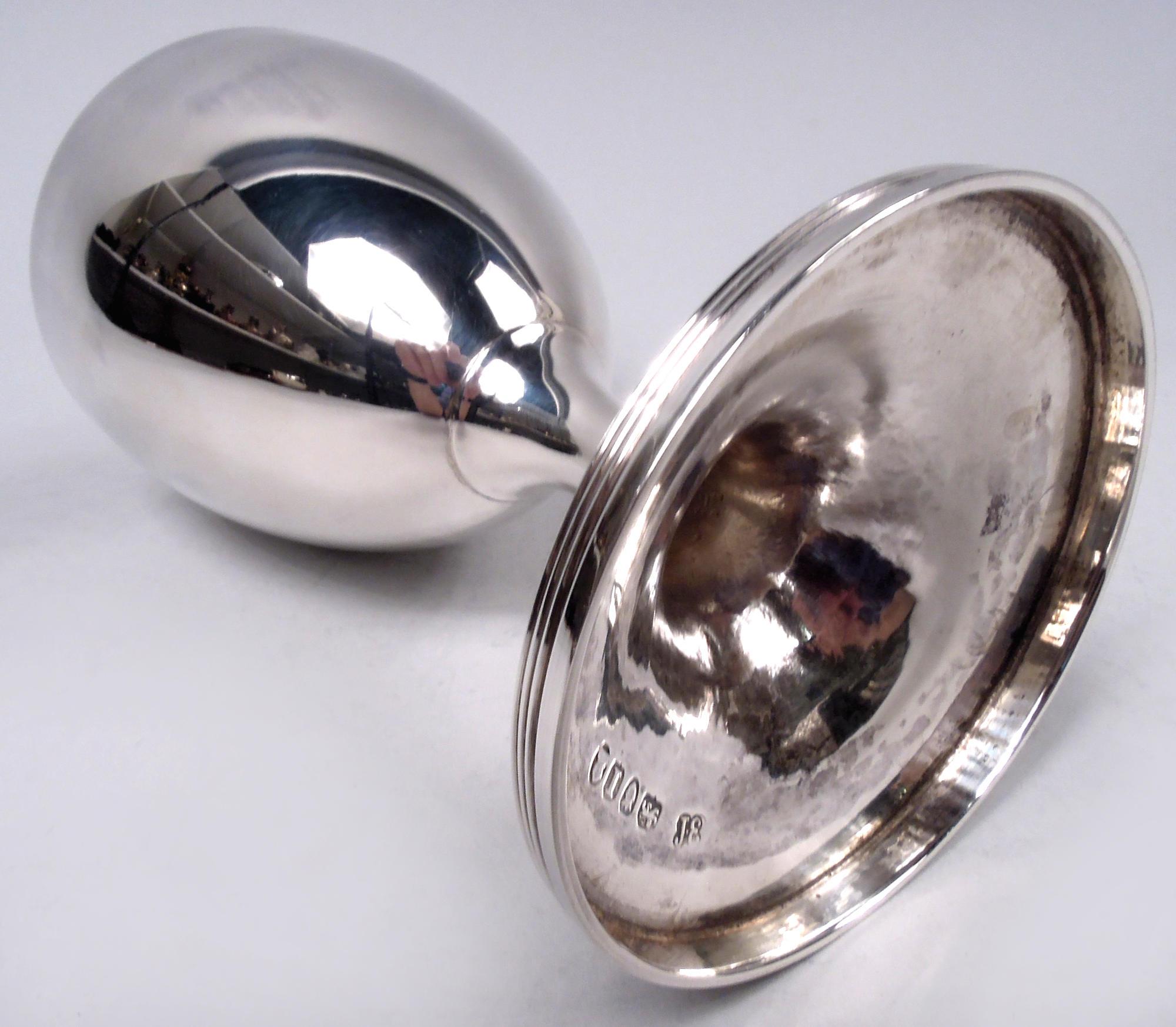 Englischer georgianischer neoklassizistischer Goblet aus Sterlingsilber, 1804 (Britisch) im Angebot