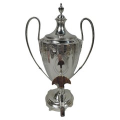 Englische georgianische neoklassizistische Teeurne aus Sterlingsilber, 1787