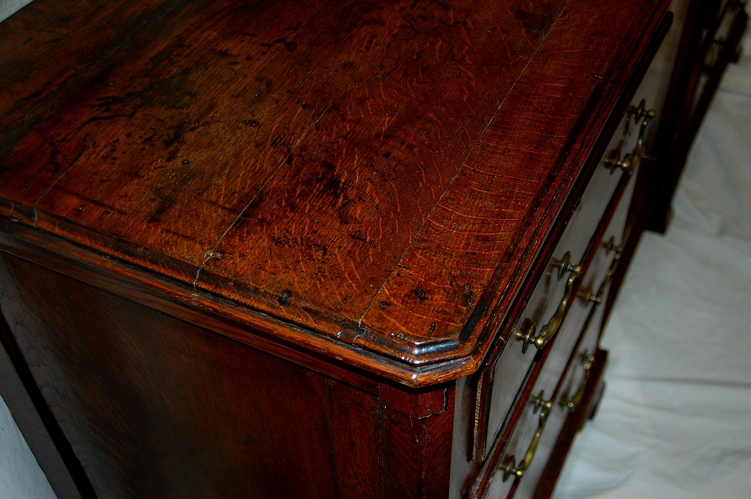 George III English Georgian Oak Breakfront Dresser with Cupboard and Six Drawers