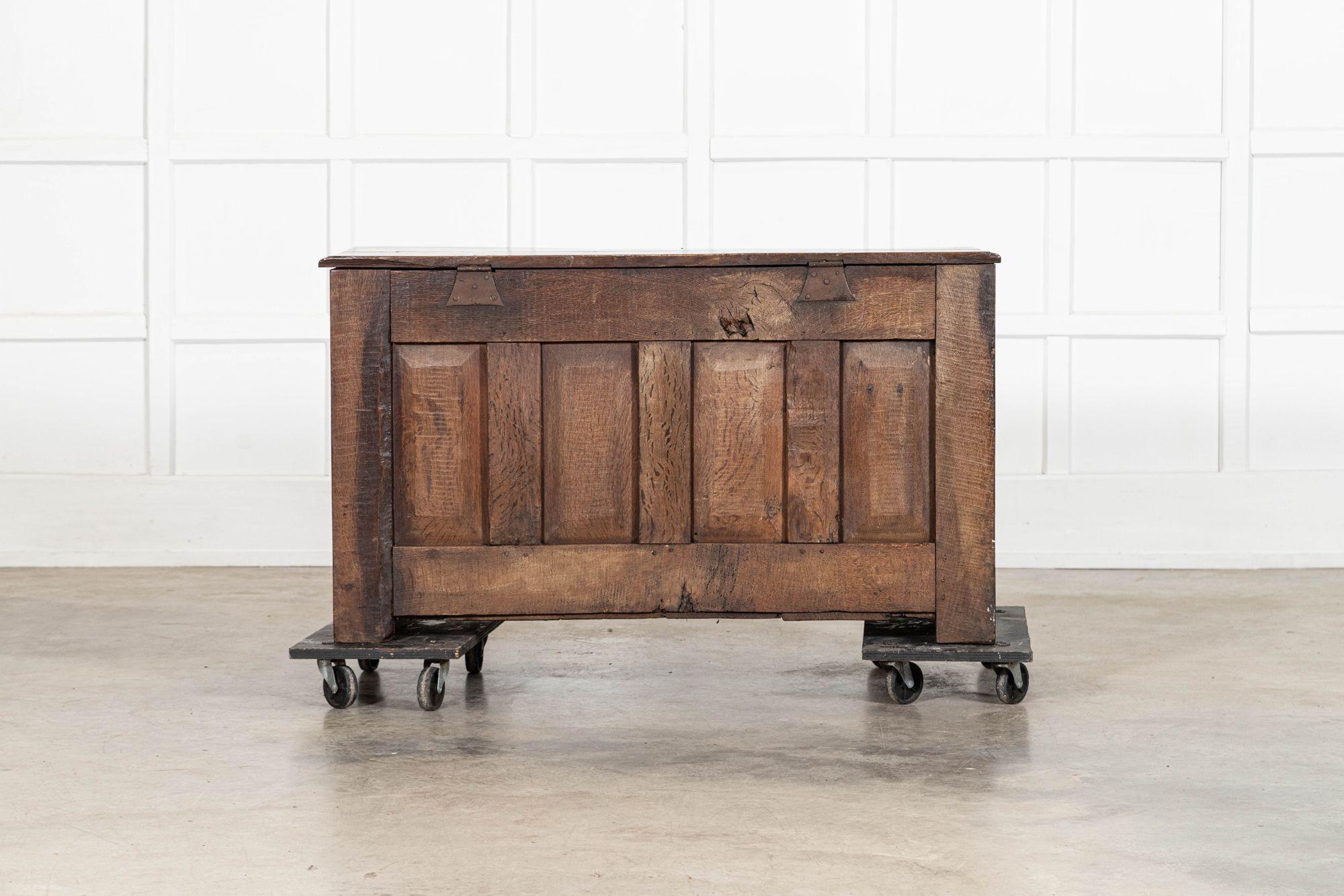 Cofre Georgiano Inglés de Roble en venta 13