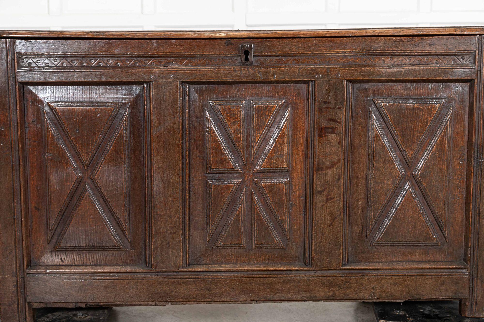 Cofre Georgiano Inglés de Roble siglo XIX en venta