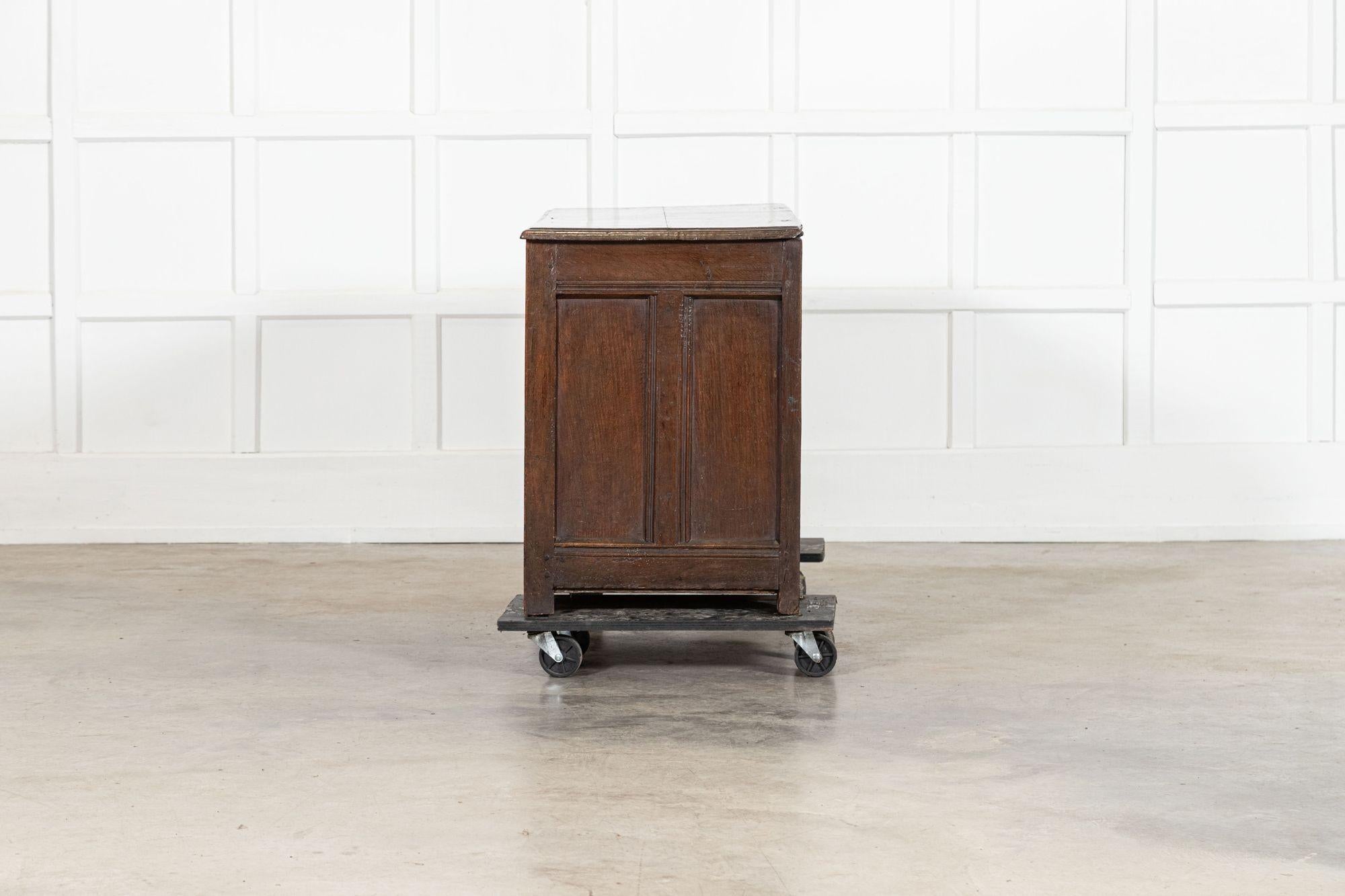 Cofre Georgiano Inglés de Roble en venta 4