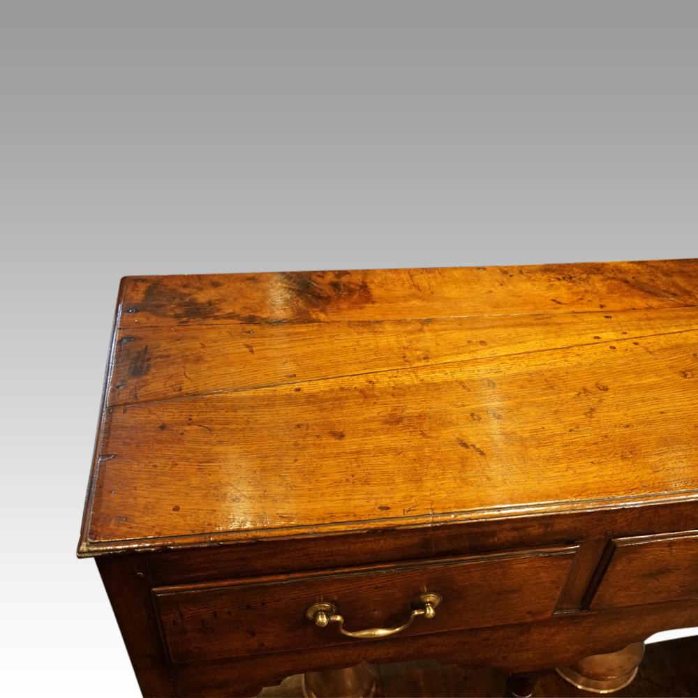Early 19th Century English Georgian oak dresser base For Sale