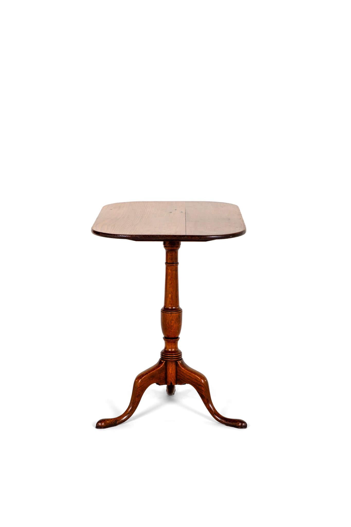 19th Century English Georgian Oak Tripod Table For Sale