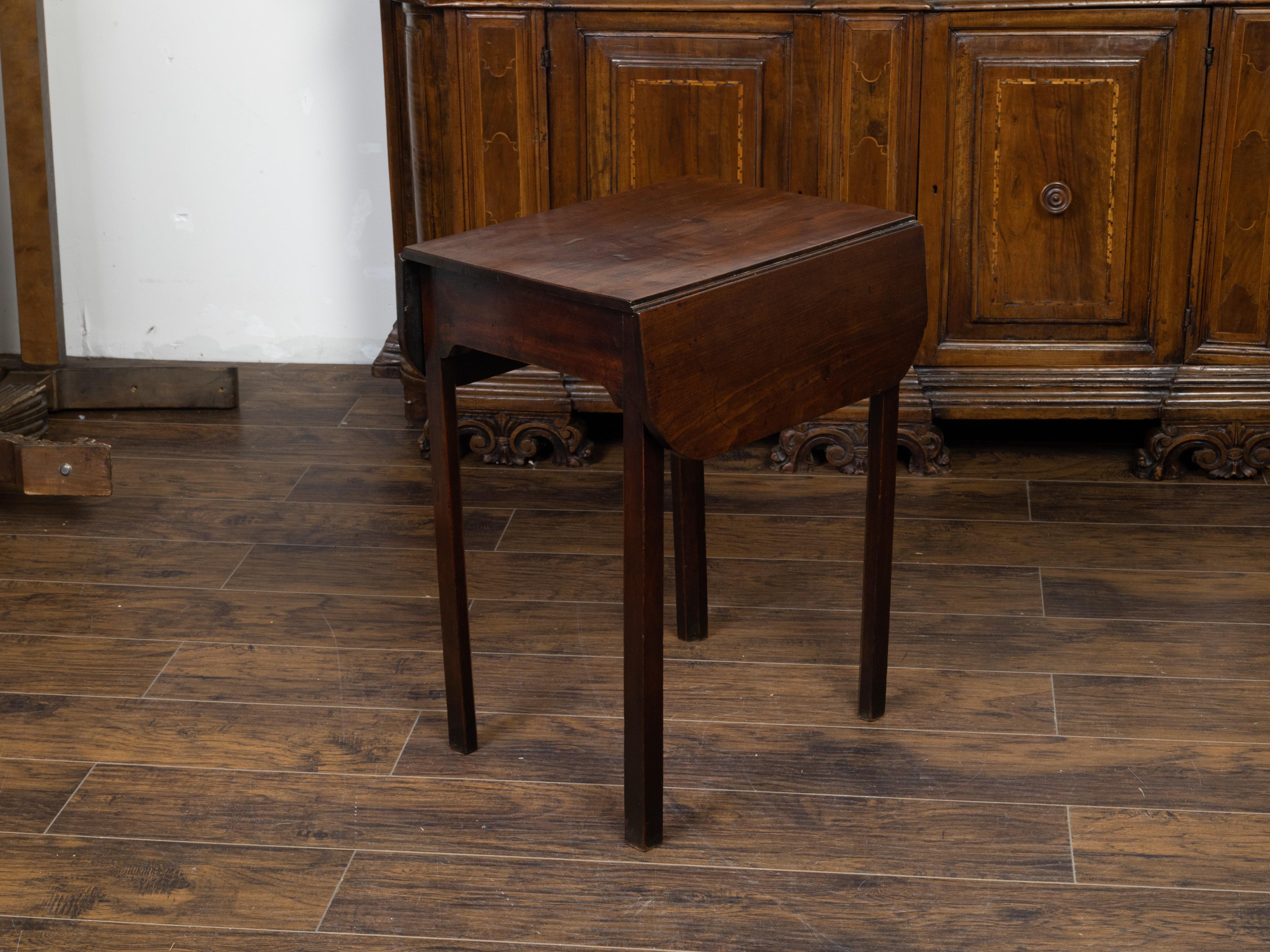 Brass English Georgian Period 1800s Mahogany Pembroke Table with Single Drawer For Sale