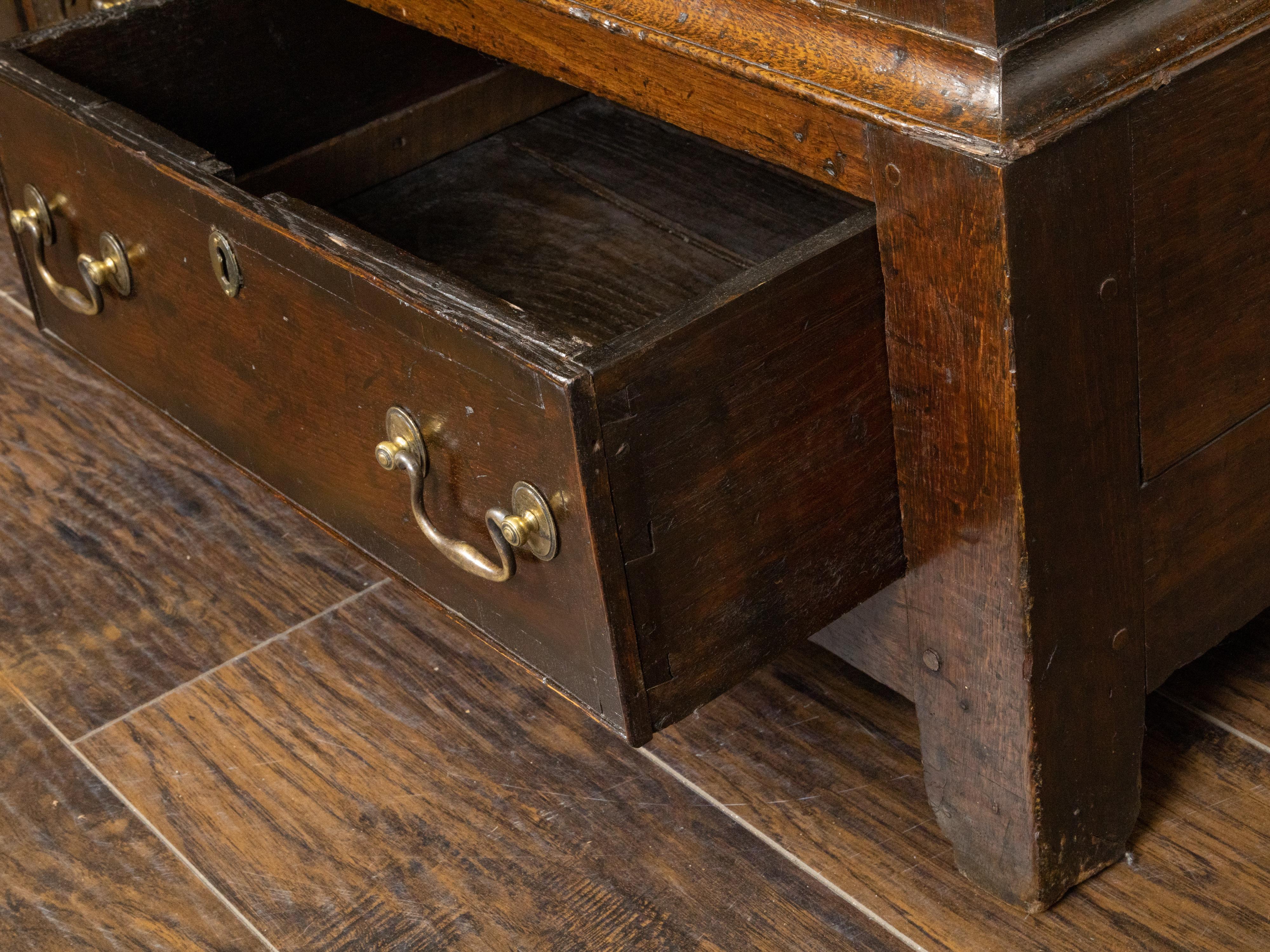 English Georgian Period 1800s Oak Mule Chest with Lift Top and Three Drawers For Sale 7