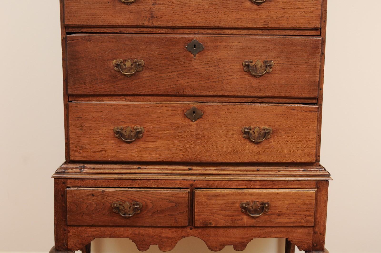English Georgian Period 1820s Oak Highboy with Seven Drawers and Cabriole Legs 1
