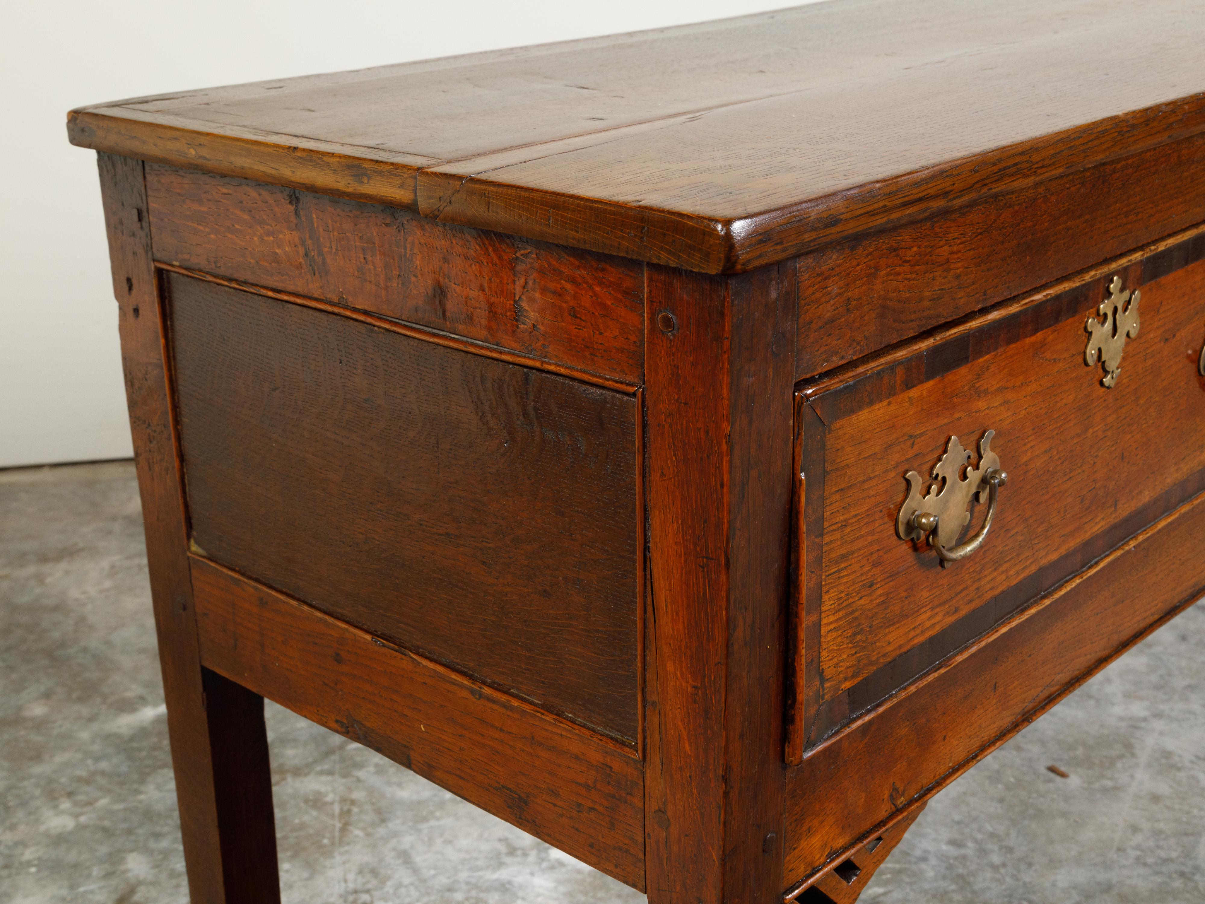English Georgian Period 1820s Oak Sideboard with Three Drawers and Banding 5