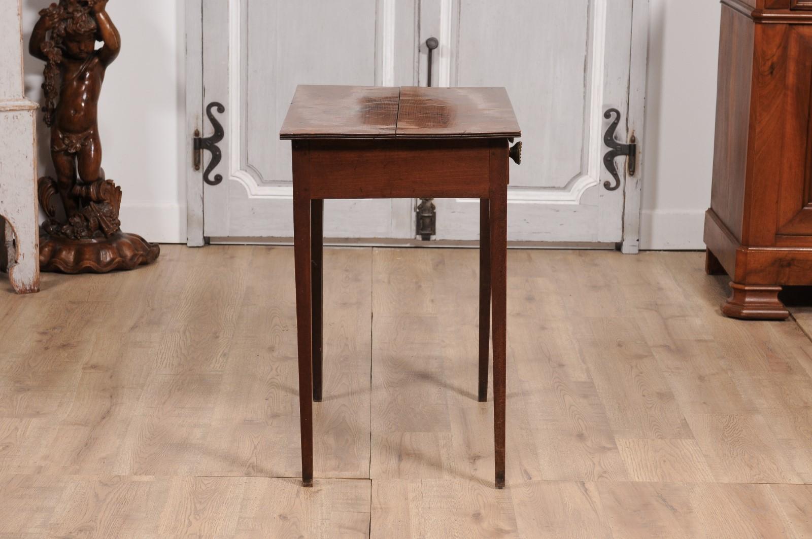 English Georgian Period 18th Century Fruitwood Side Table with Single Drawer For Sale 2