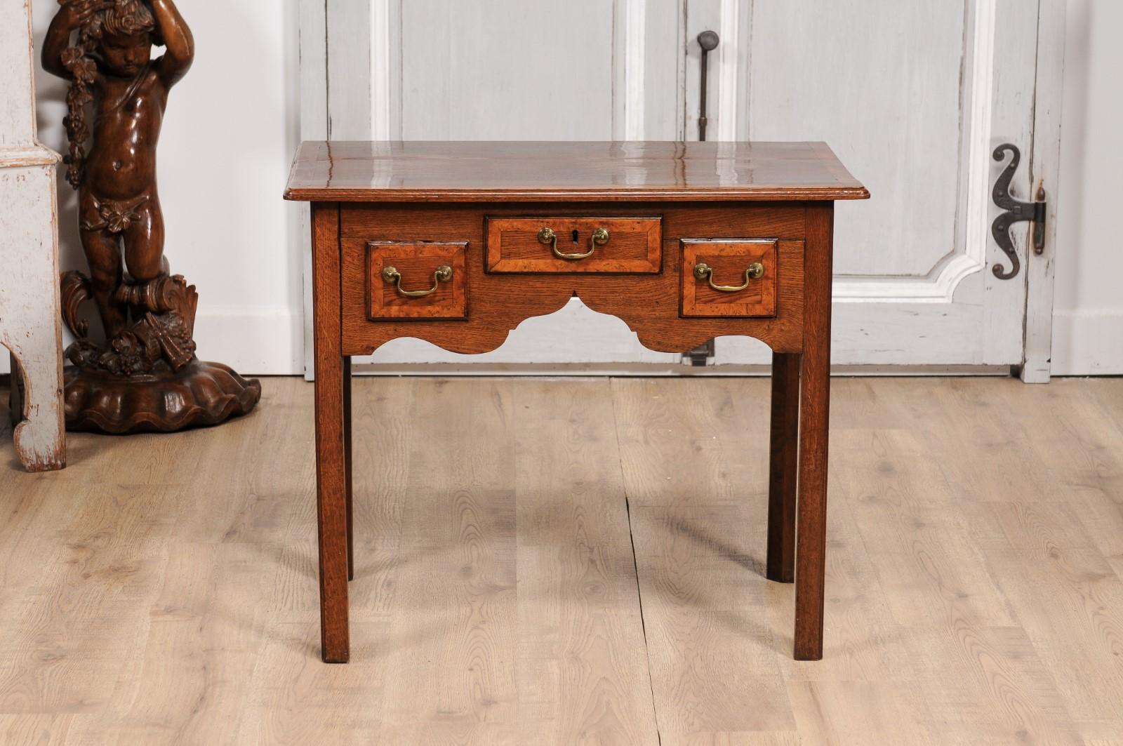 English Georgian Period 18th Century Oak Lowboy Side Table with Carved Apron For Sale 9