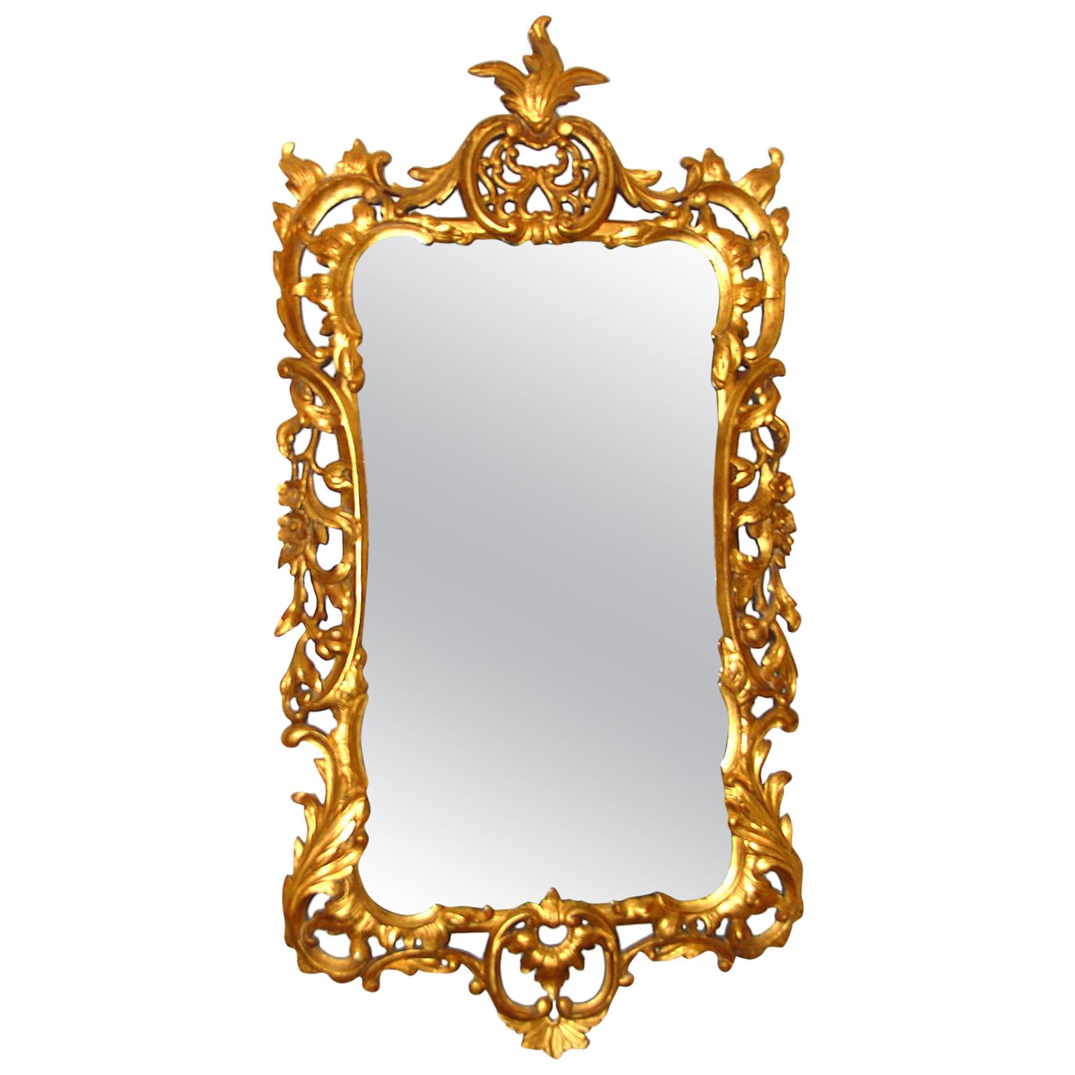 Englischer Spiegel mit geschnitztem Blattgold aus der georgianischen Zeit