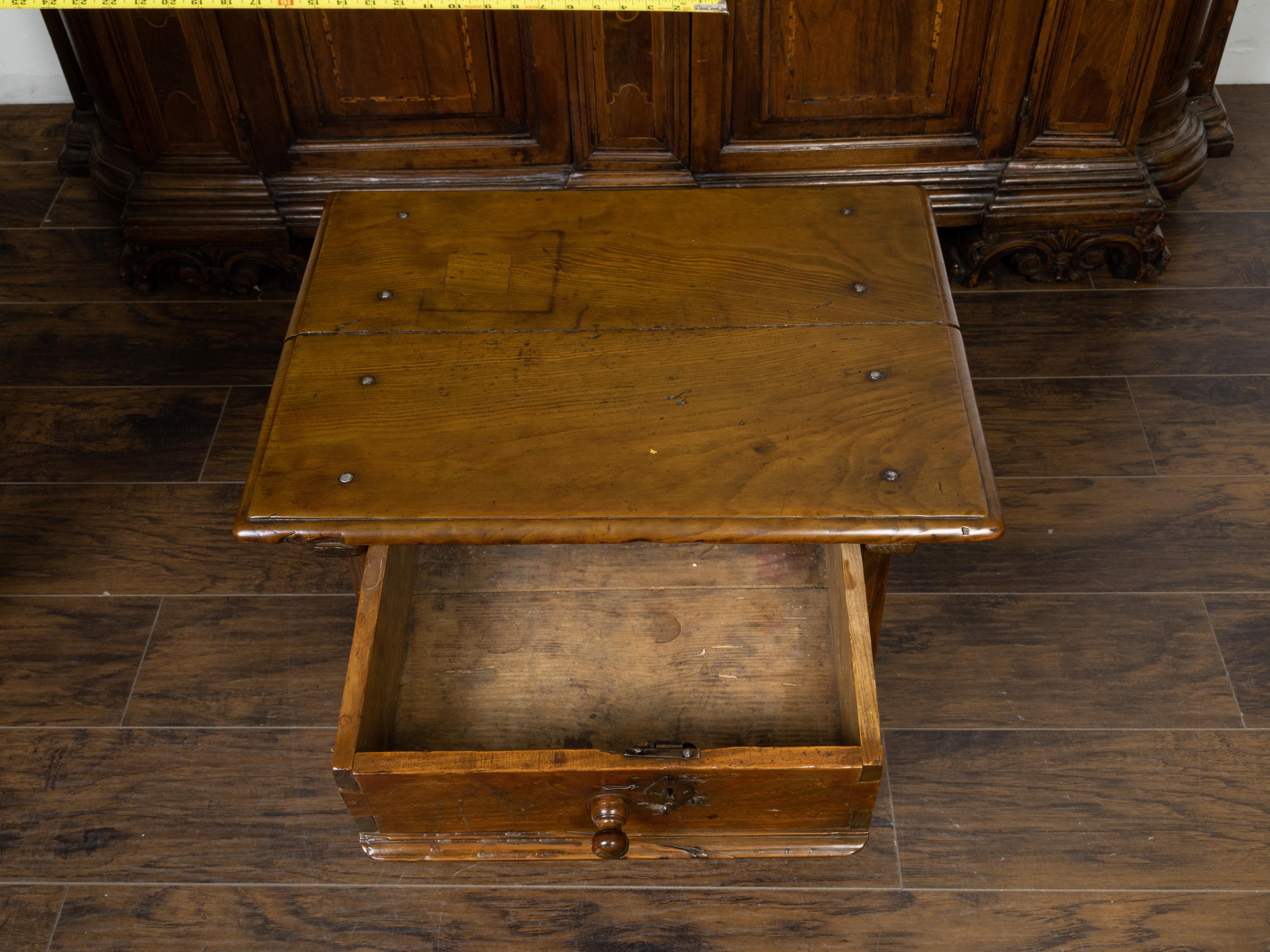 English Georgian Period Low Oak Side Table with Single Drawer and Carved Apron For Sale 8
