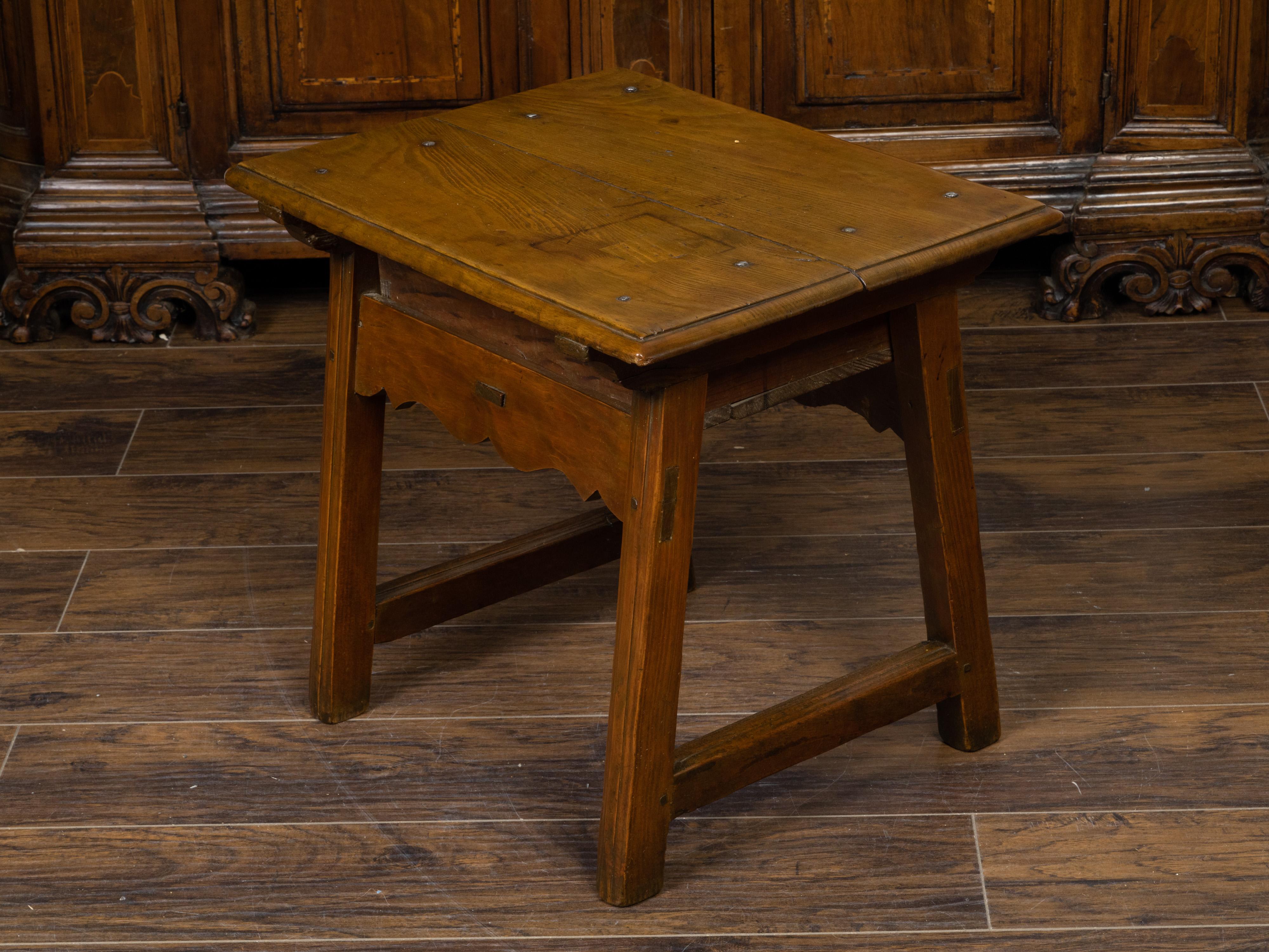 19th Century English Georgian Period Low Oak Side Table with Single Drawer and Carved Apron For Sale