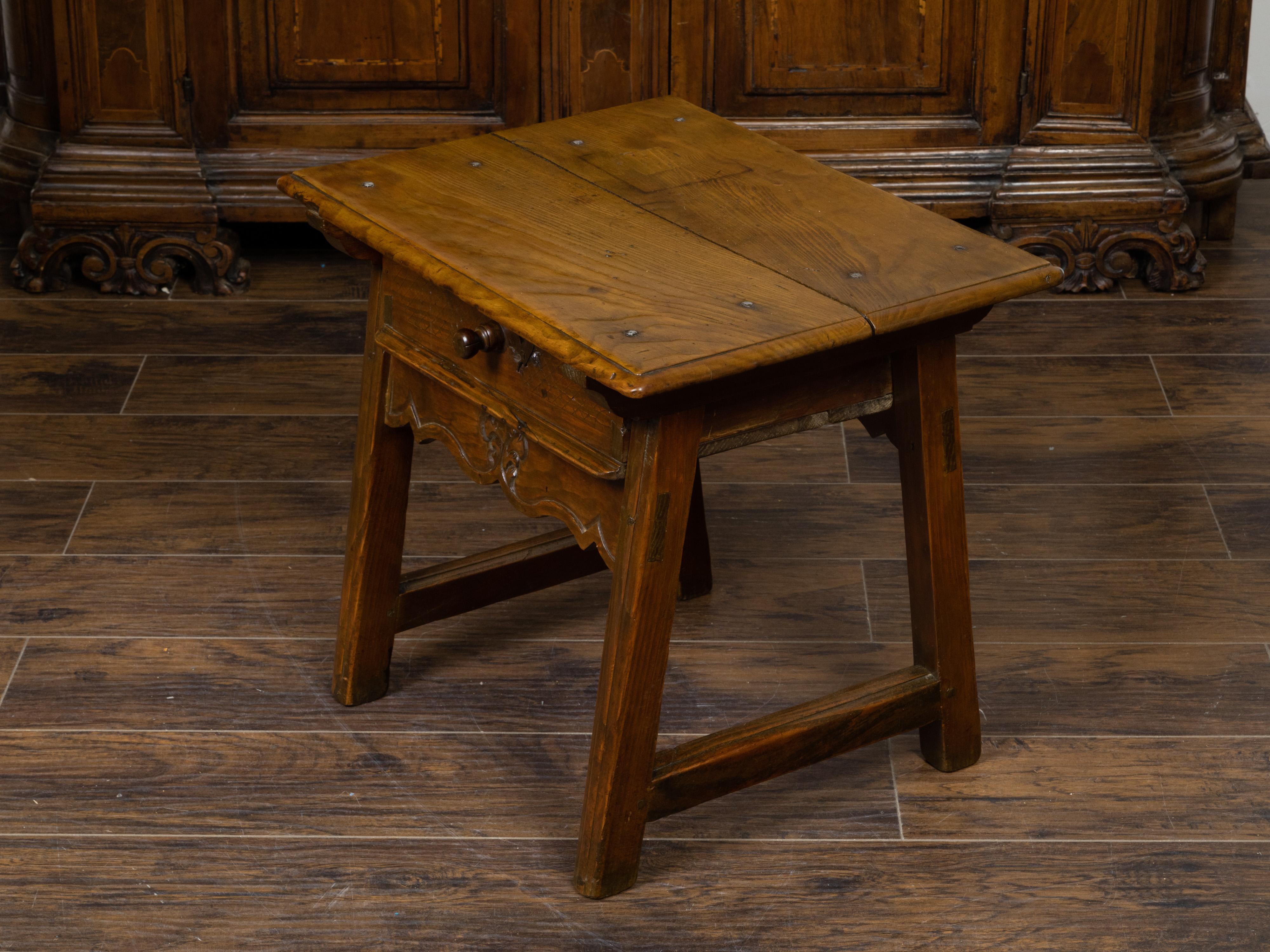 English Georgian Period Low Oak Side Table with Single Drawer and Carved Apron For Sale 4