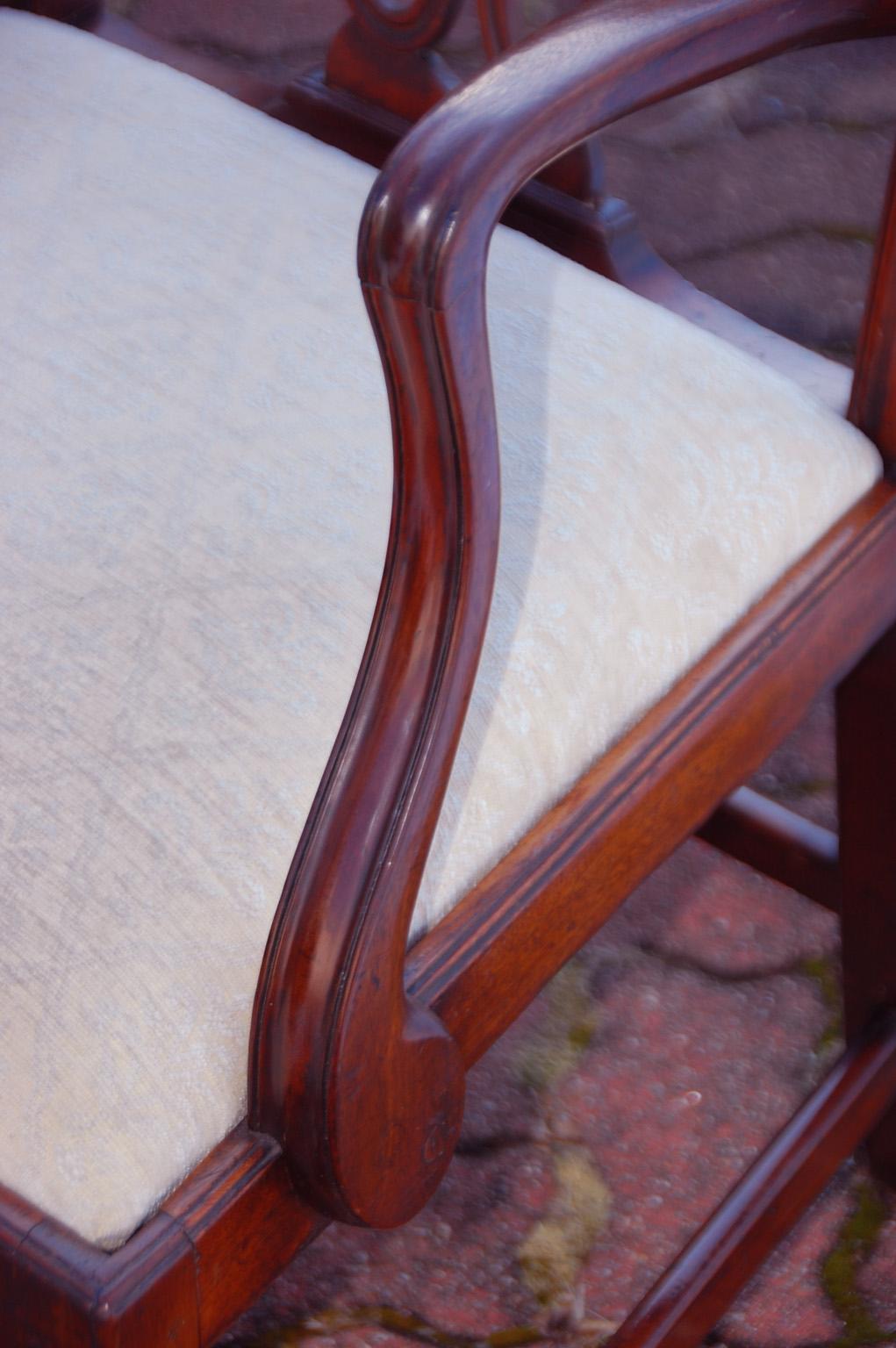 English Georgian Period Mahogany Chippendale Armchair with Slip Seat Carved Back For Sale 1