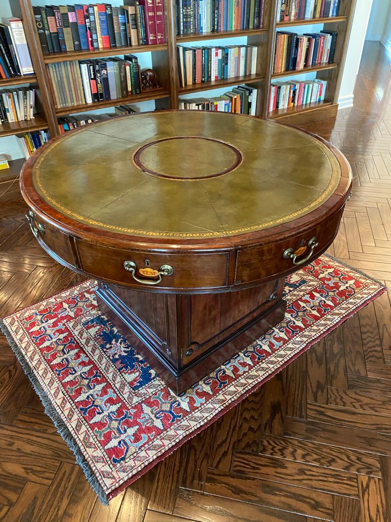 English Georgian Period Mahogany Rent Table / Desk For Sale at 1stDibs