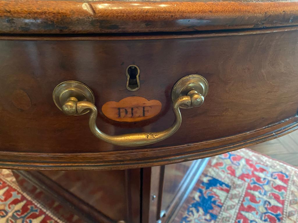 English Georgian Period Mahogany Rent Table / Desk For Sale at 1stDibs