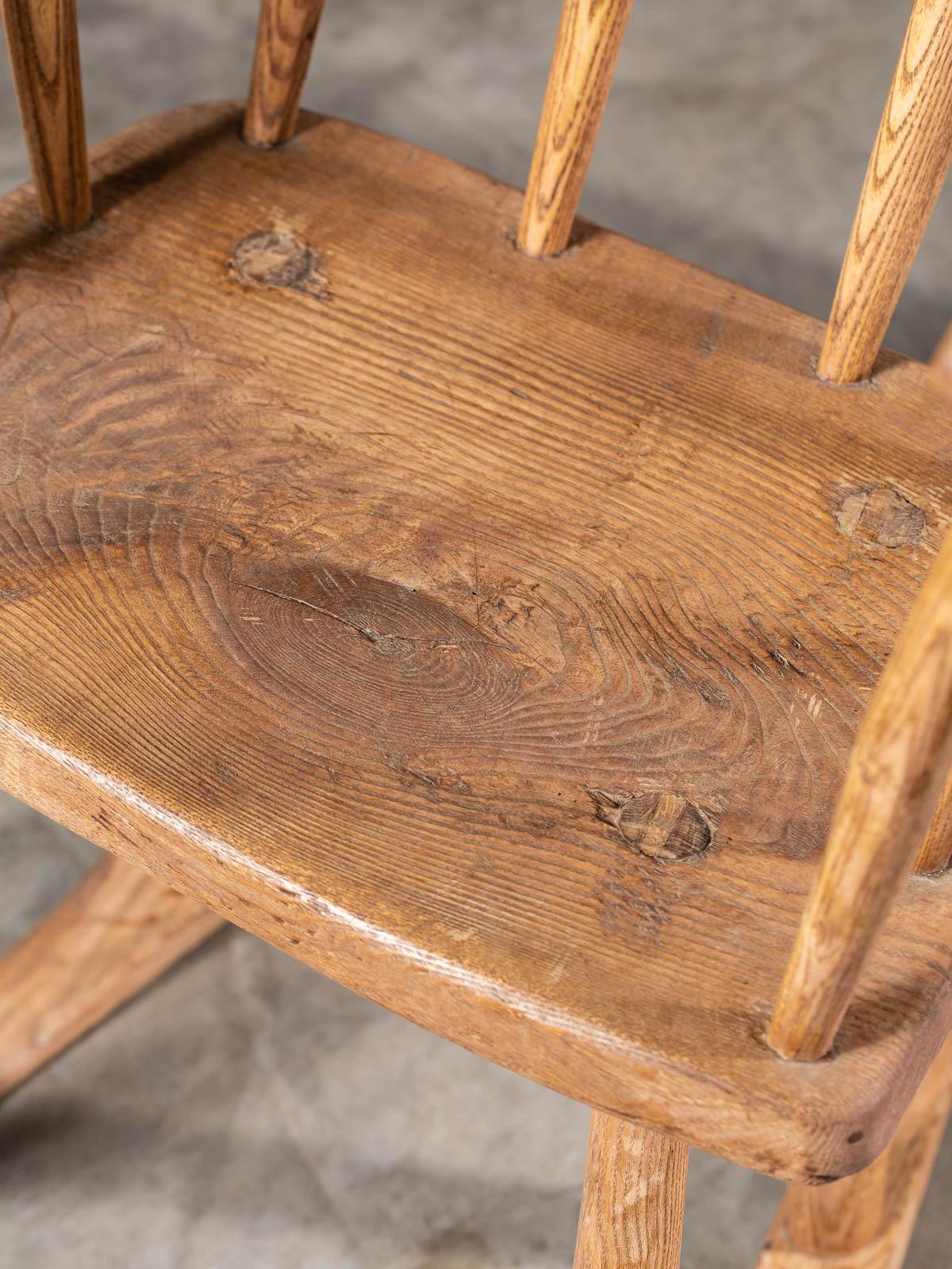 English Georgian Period Oak Rocking Chair, circa 1820 For Sale 7
