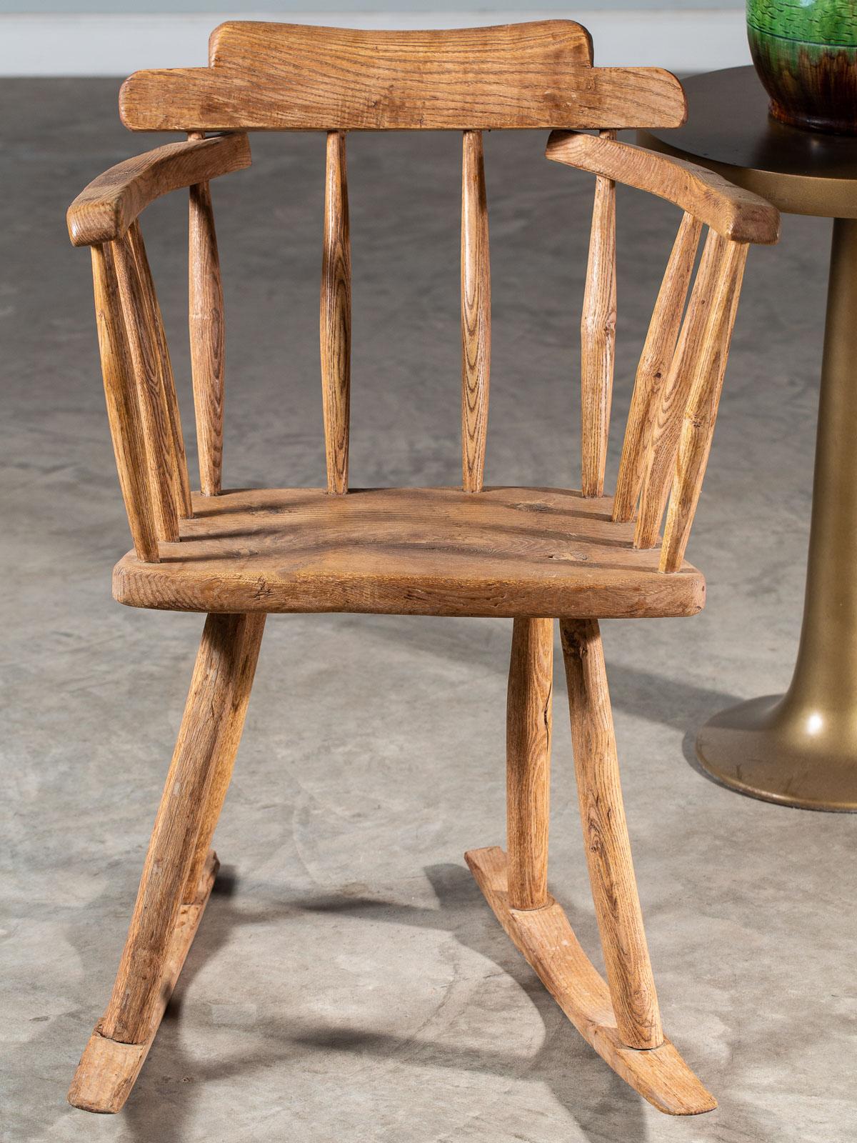 George III English Georgian Period Oak Rocking Chair, circa 1820 For Sale