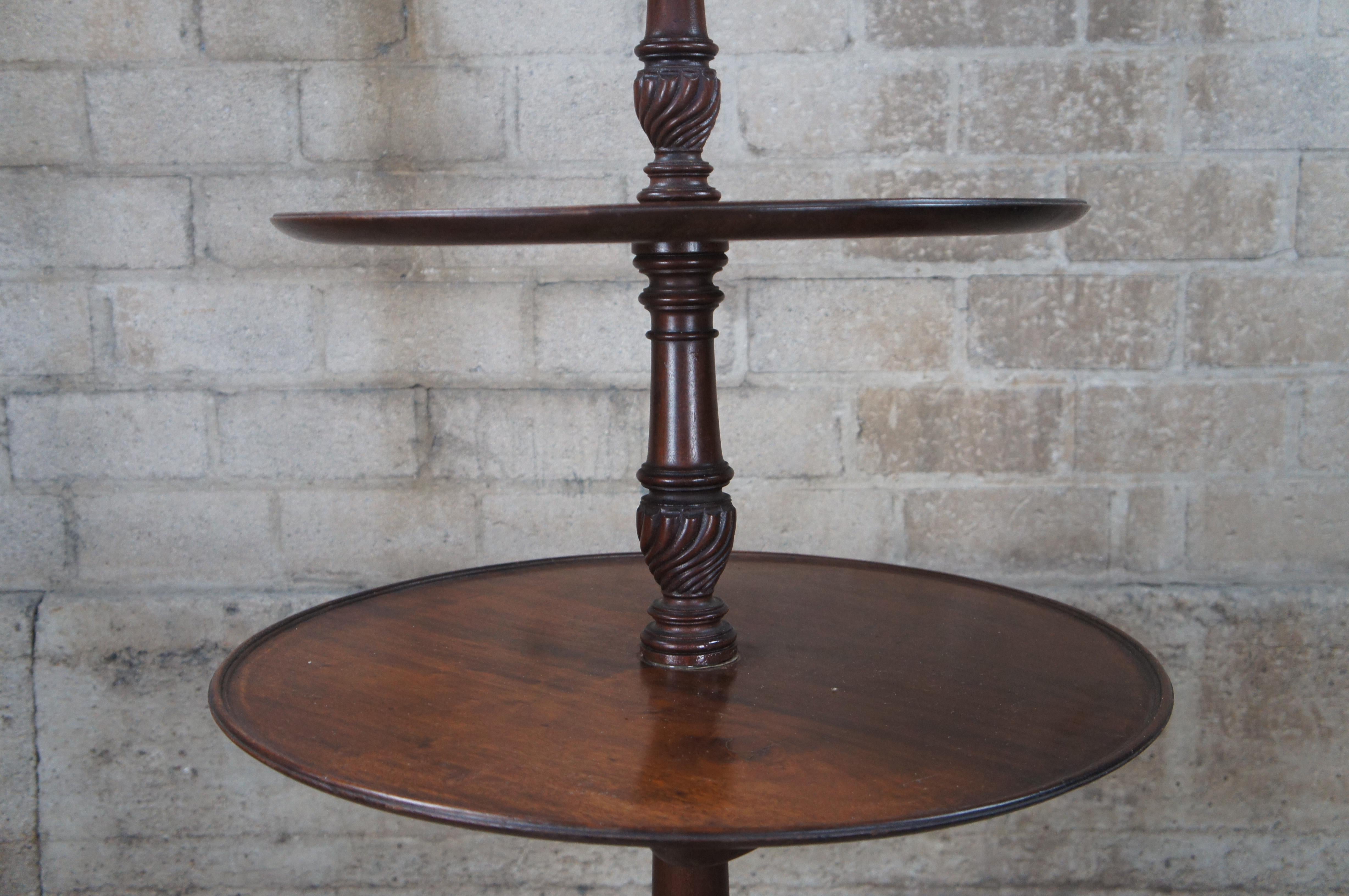 English Georgian Solid Mahogany 3 Tier Dumbwaiter Table Butler Pedestal Table For Sale 2