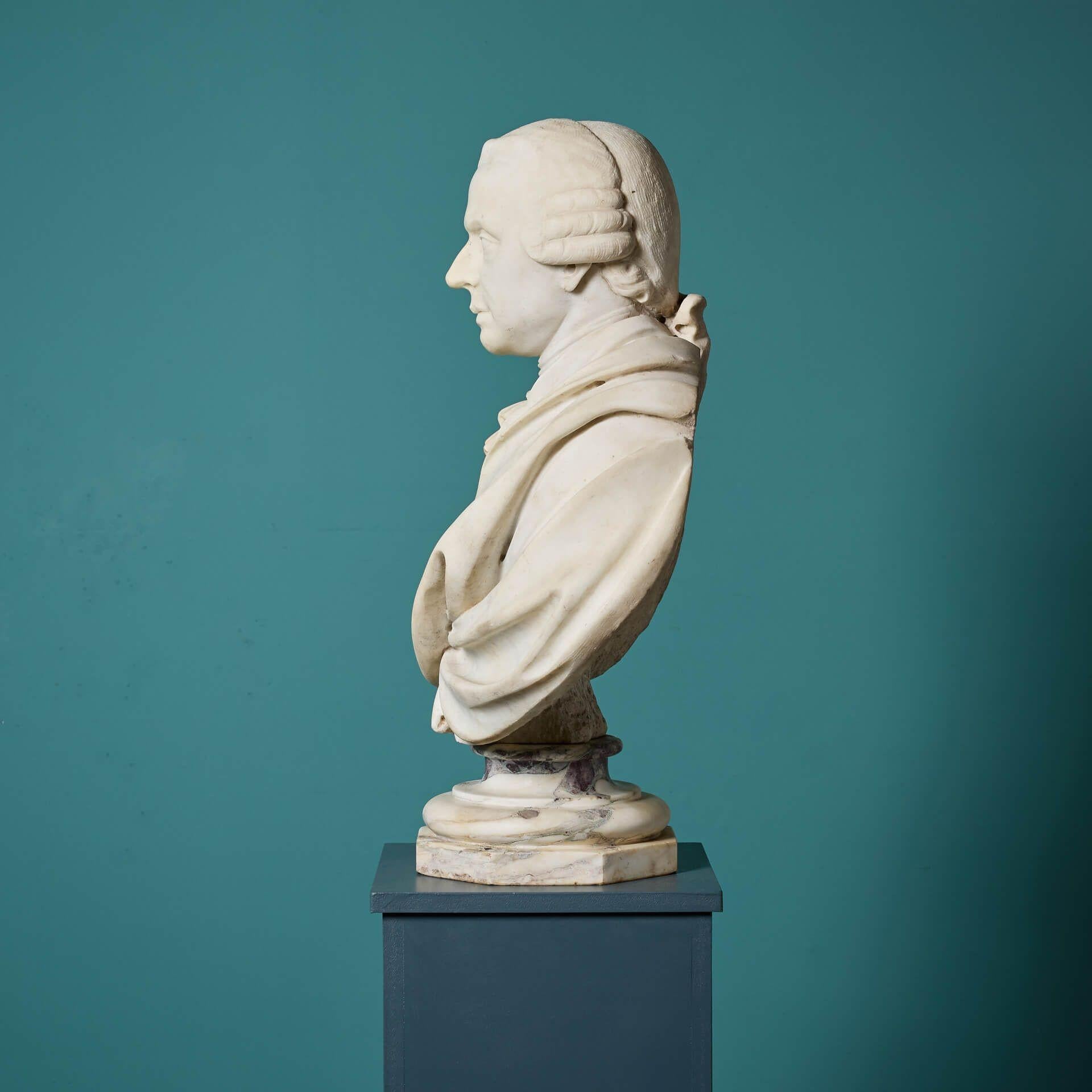 XVIII secolo Busto in marmo statuario georgiano inglese di un gentiluomo erudito in vendita