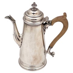 Englische georgianische Sterlingsilber-Kaffeekanne aus dem späten 18./ frühen 19. Jahrhundert 