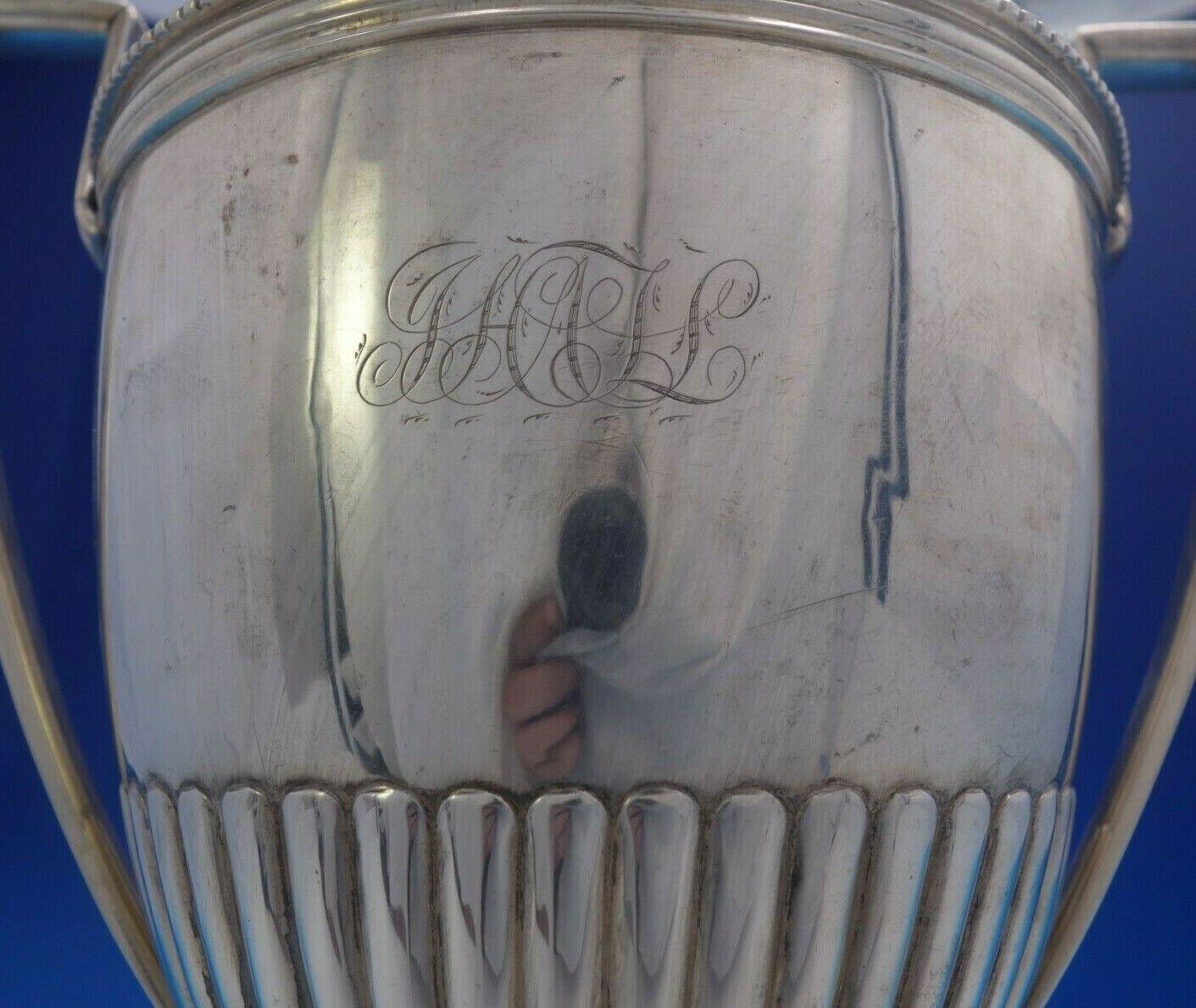 Englisches georgianisches Sterlingsilber-Samovar mit Wappen:: Hunden und Blumen '#4051' 2