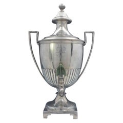 Englisches georgianisches Sterlingsilber-Samovar mit Wappen:: Hunden und Blumen '#4051'
