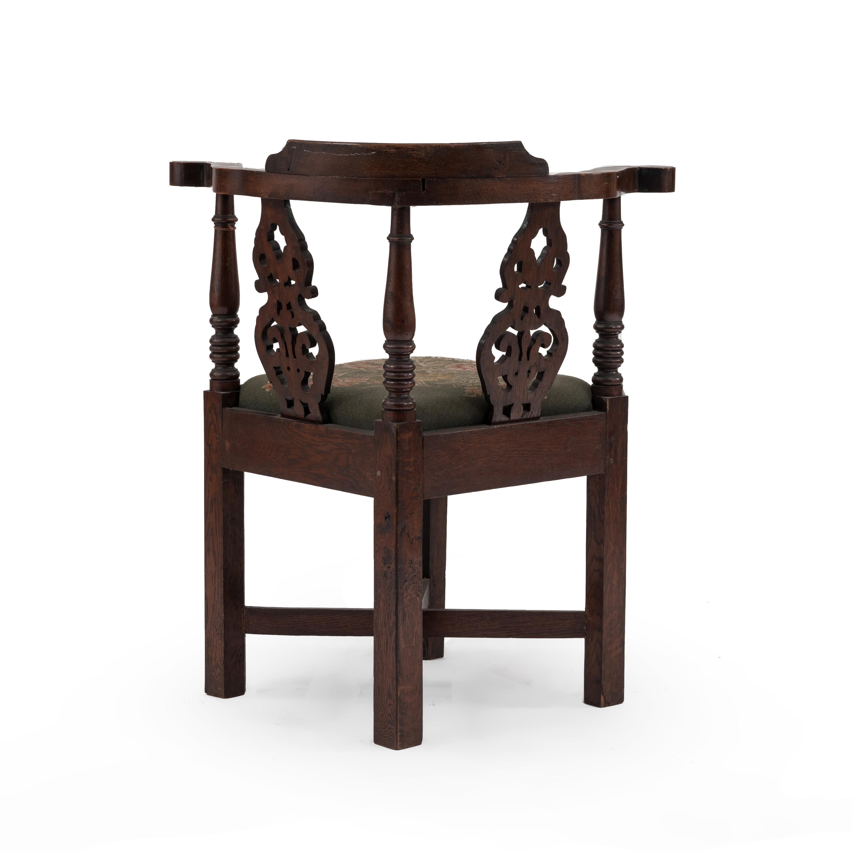 English Georgian Style Filigree Oak and Needlepoint Corner Armchair In Good Condition For Sale In New York, NY