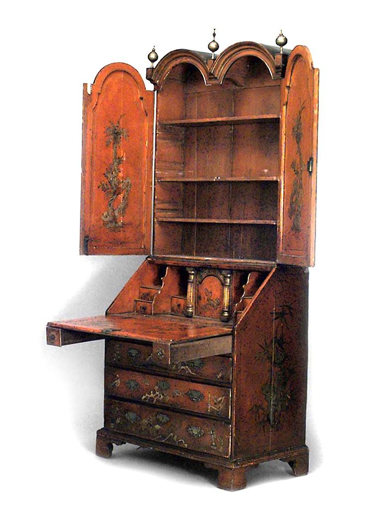 English Georgian Style Secretary Cabinet In Good Condition For Sale In New York, NY