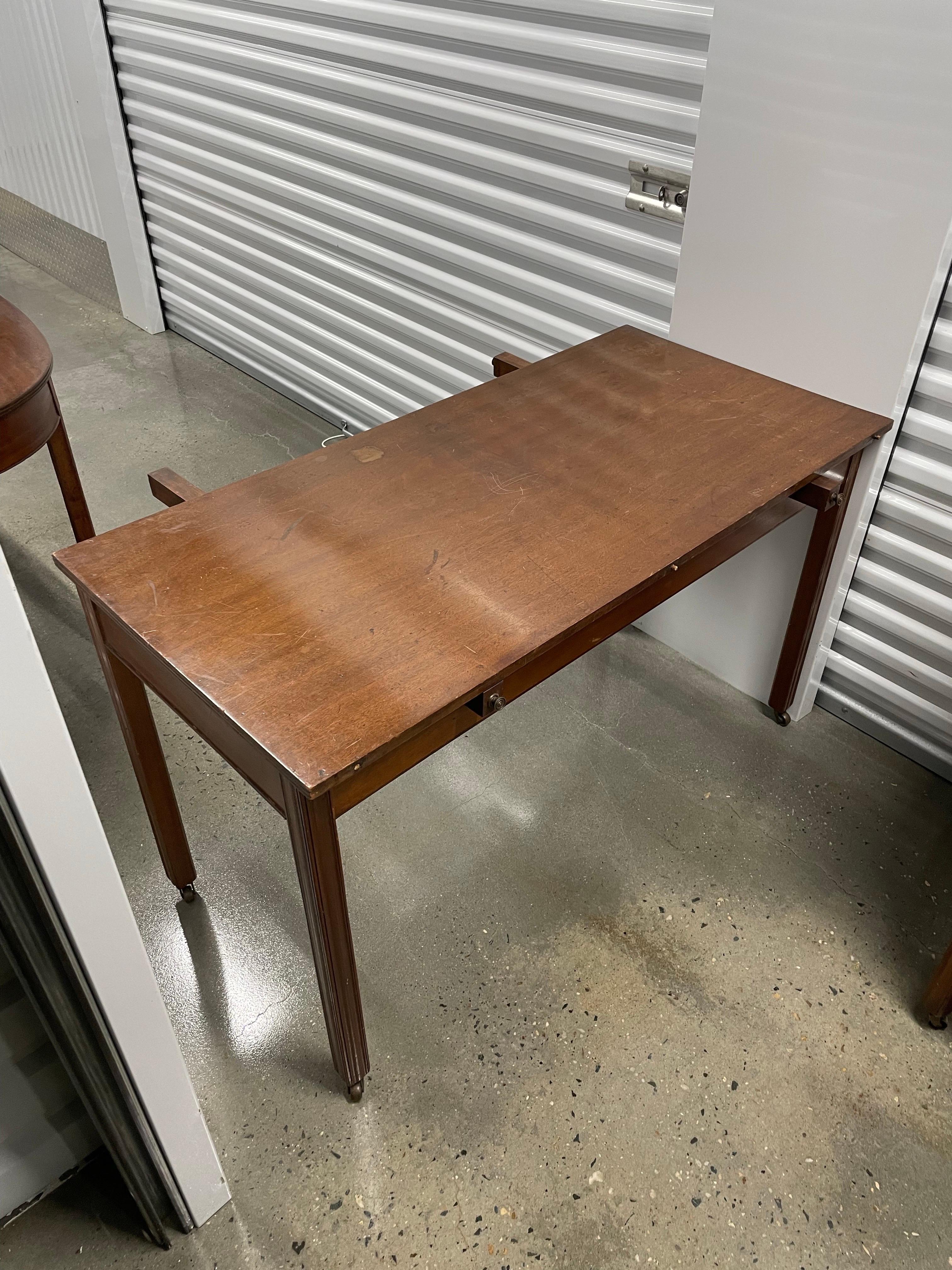 Table de banquet de style géorgien anglais en vente 6
