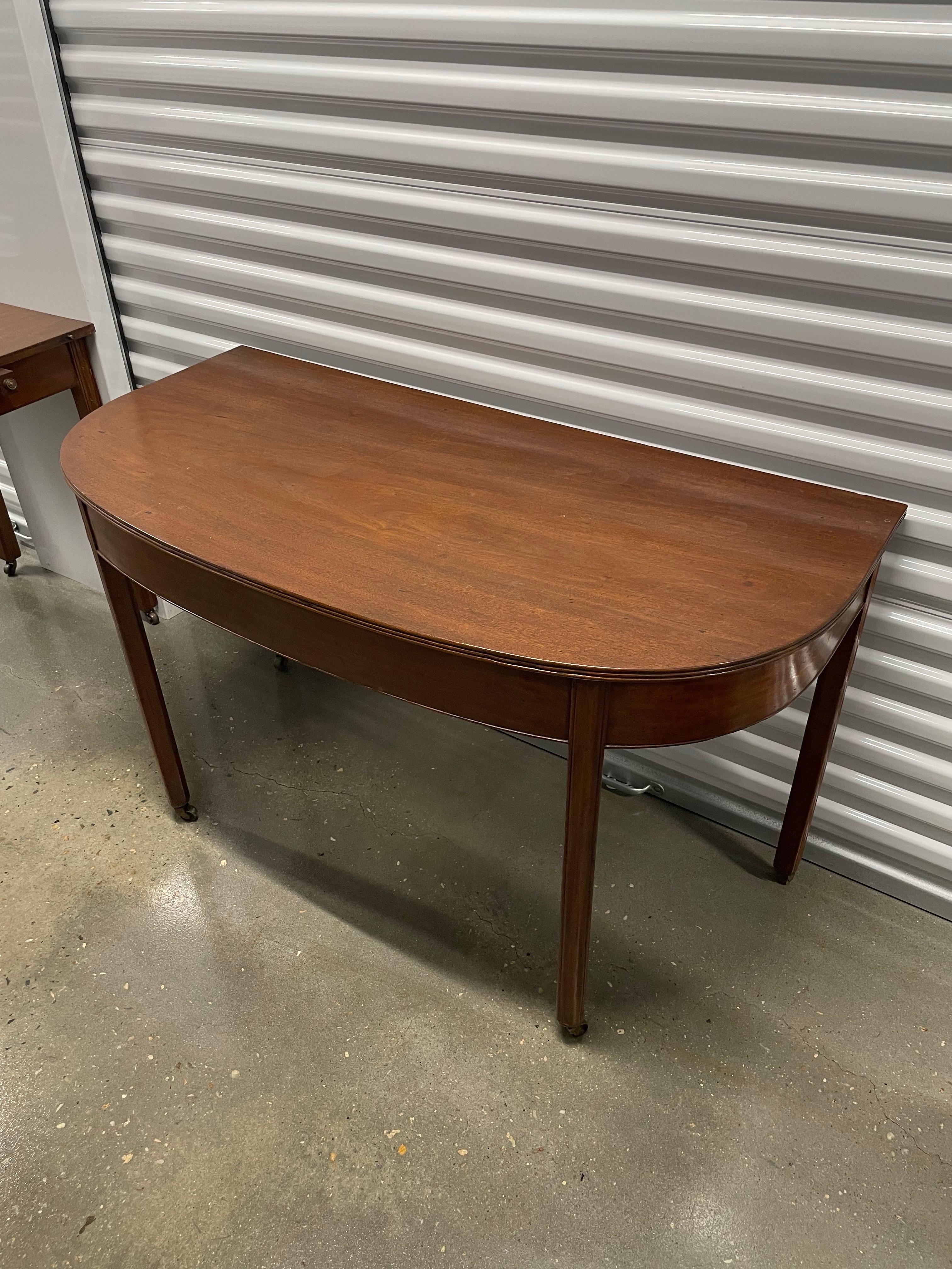 Table de banquet de style géorgien anglais en vente 2