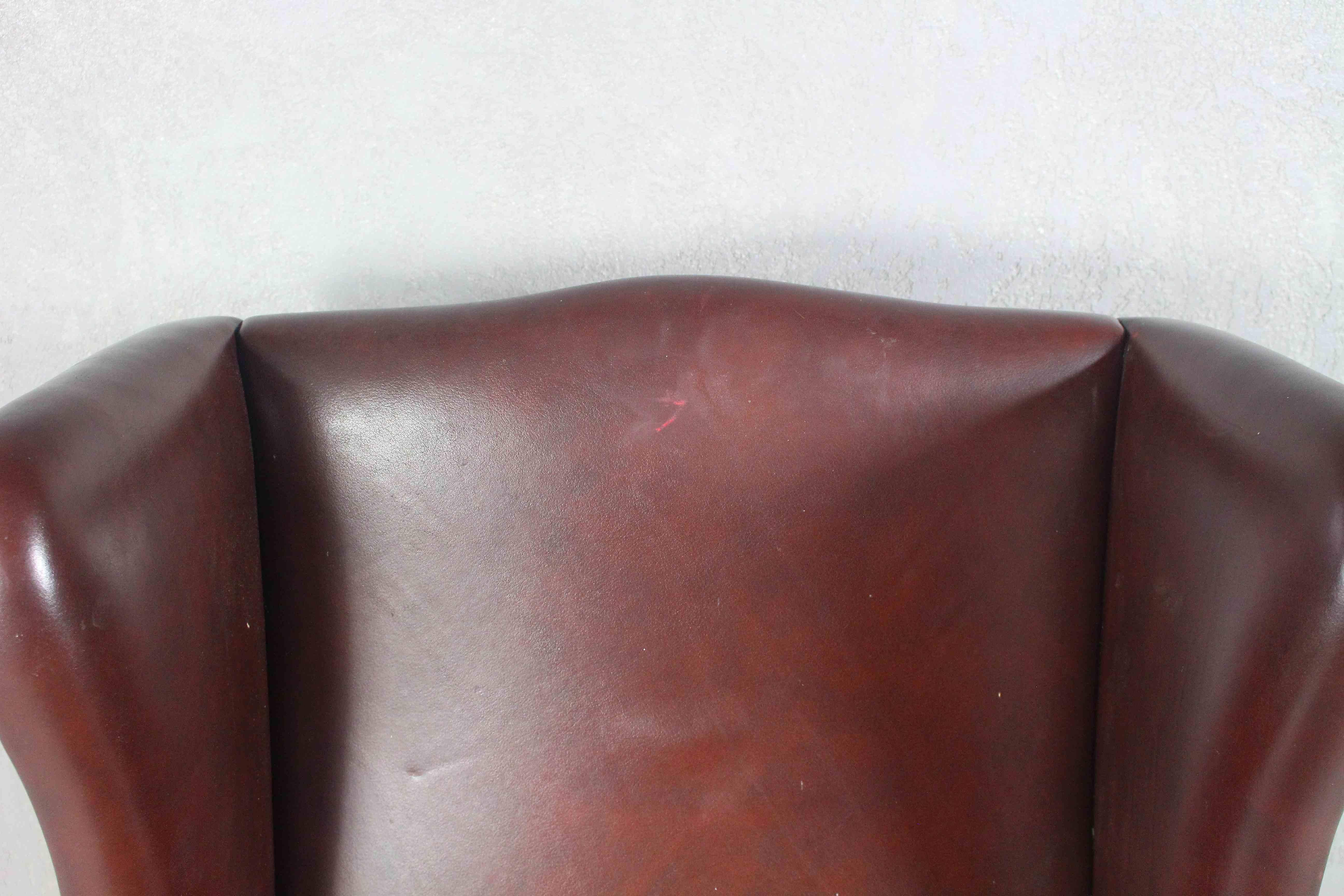 English Georgian Style Brown Leather Wingback Armchair For Sale 5